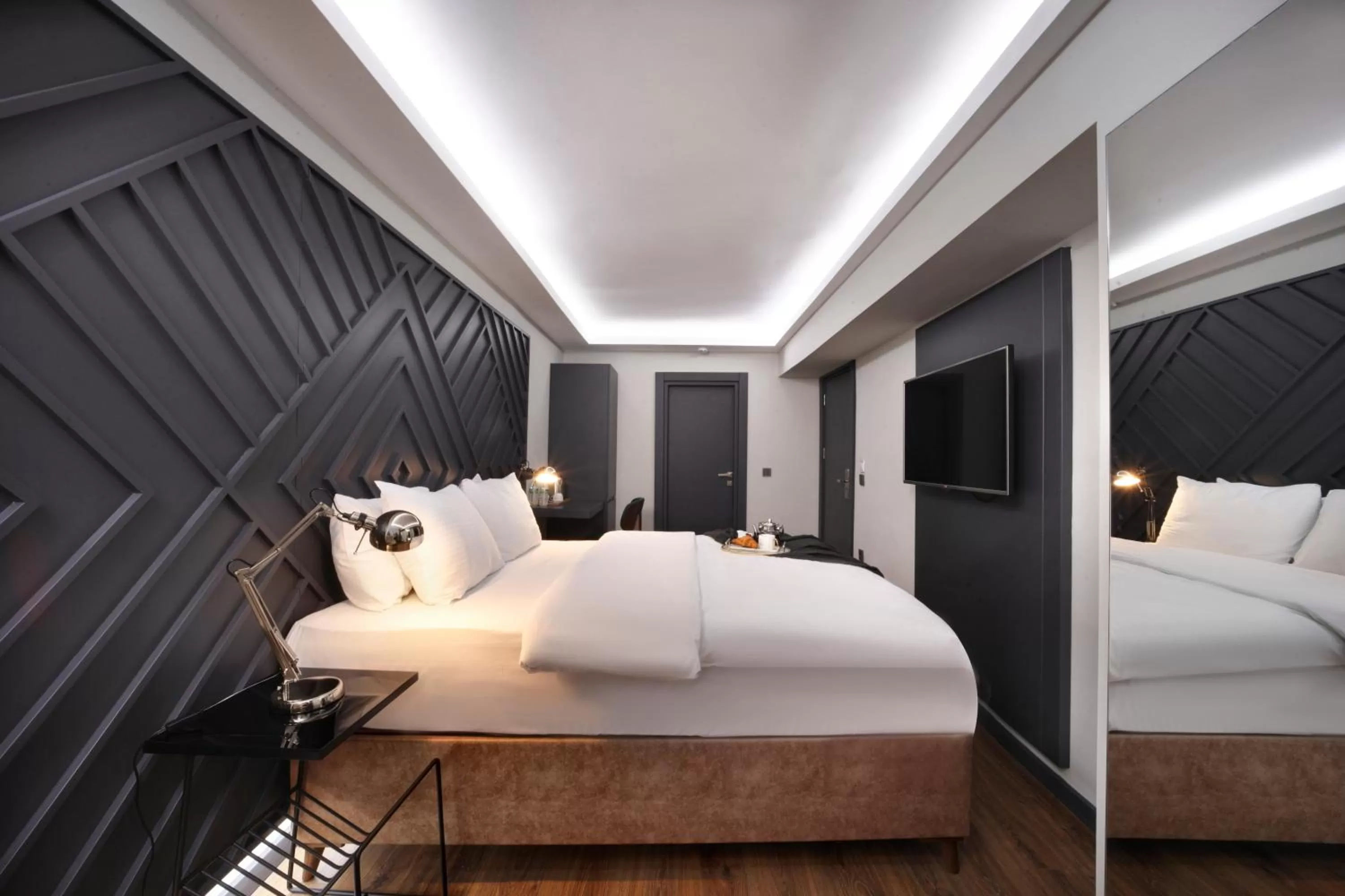 Luxury Basement Double Room in Xenia Hotel Istanbul