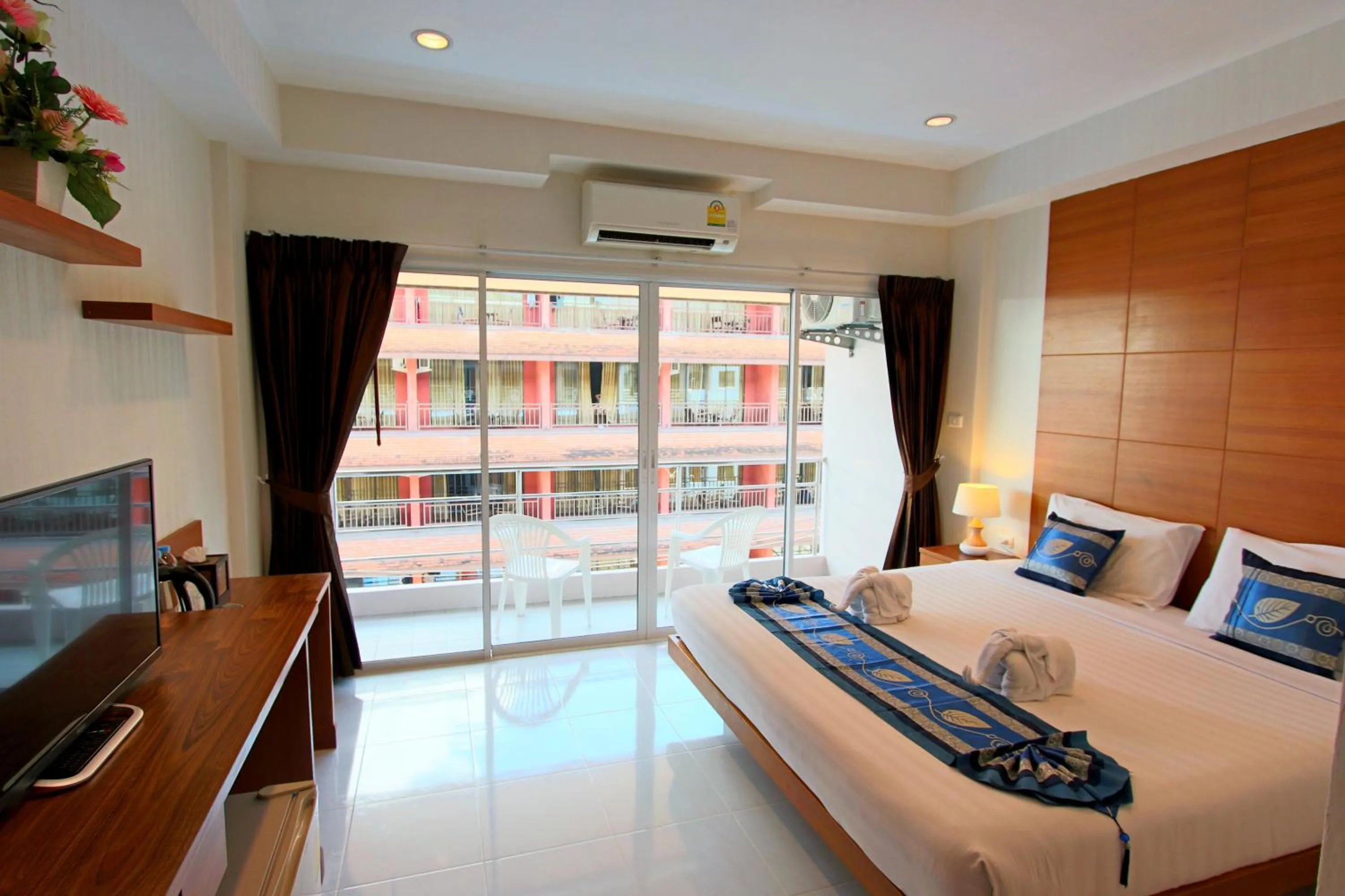 Superior Double Room in Good Nice Hotel