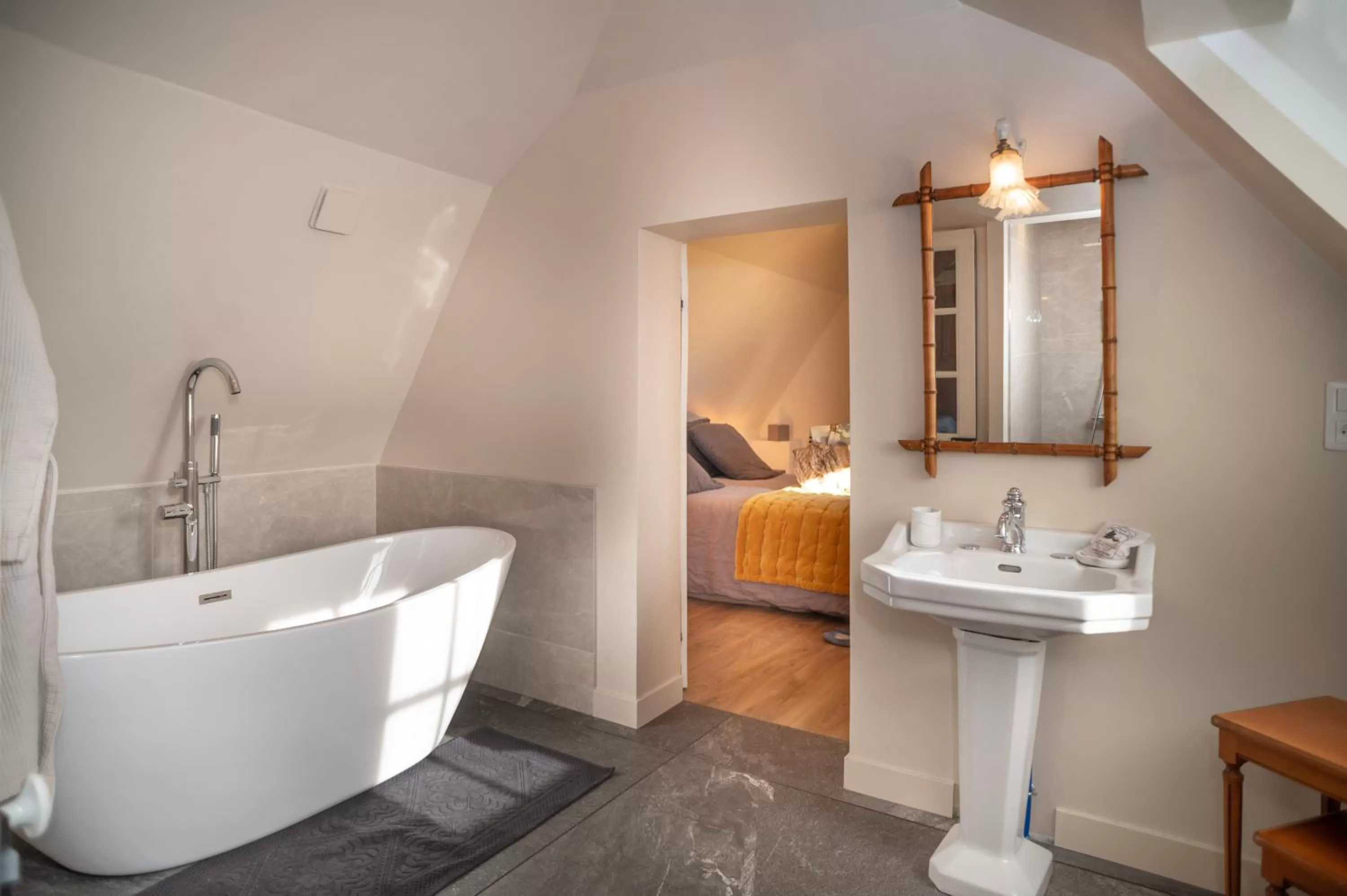 Room "Thisbe" in les Myrrhophores et Spa, Chambres d'Hôtes et Gîtes de charme