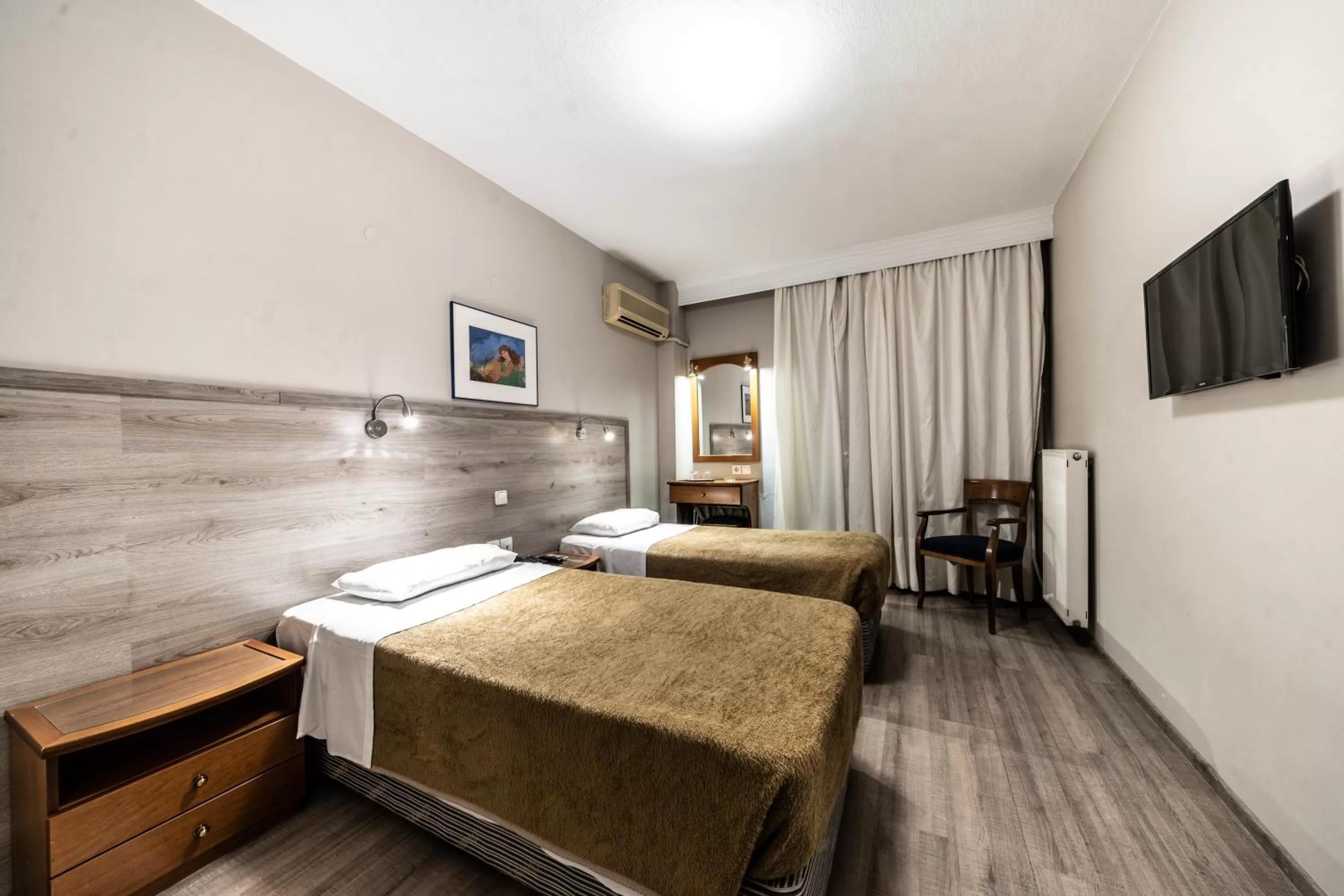 Twin Room in Vergina Hotel