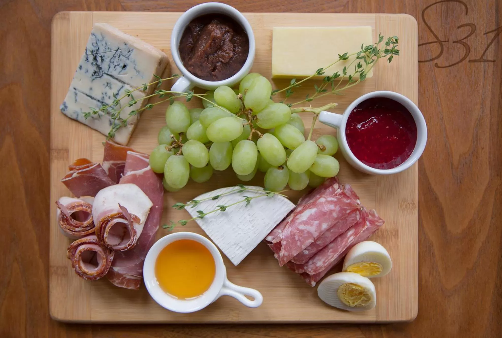 Penthouse Apartment in School 31 Lofts