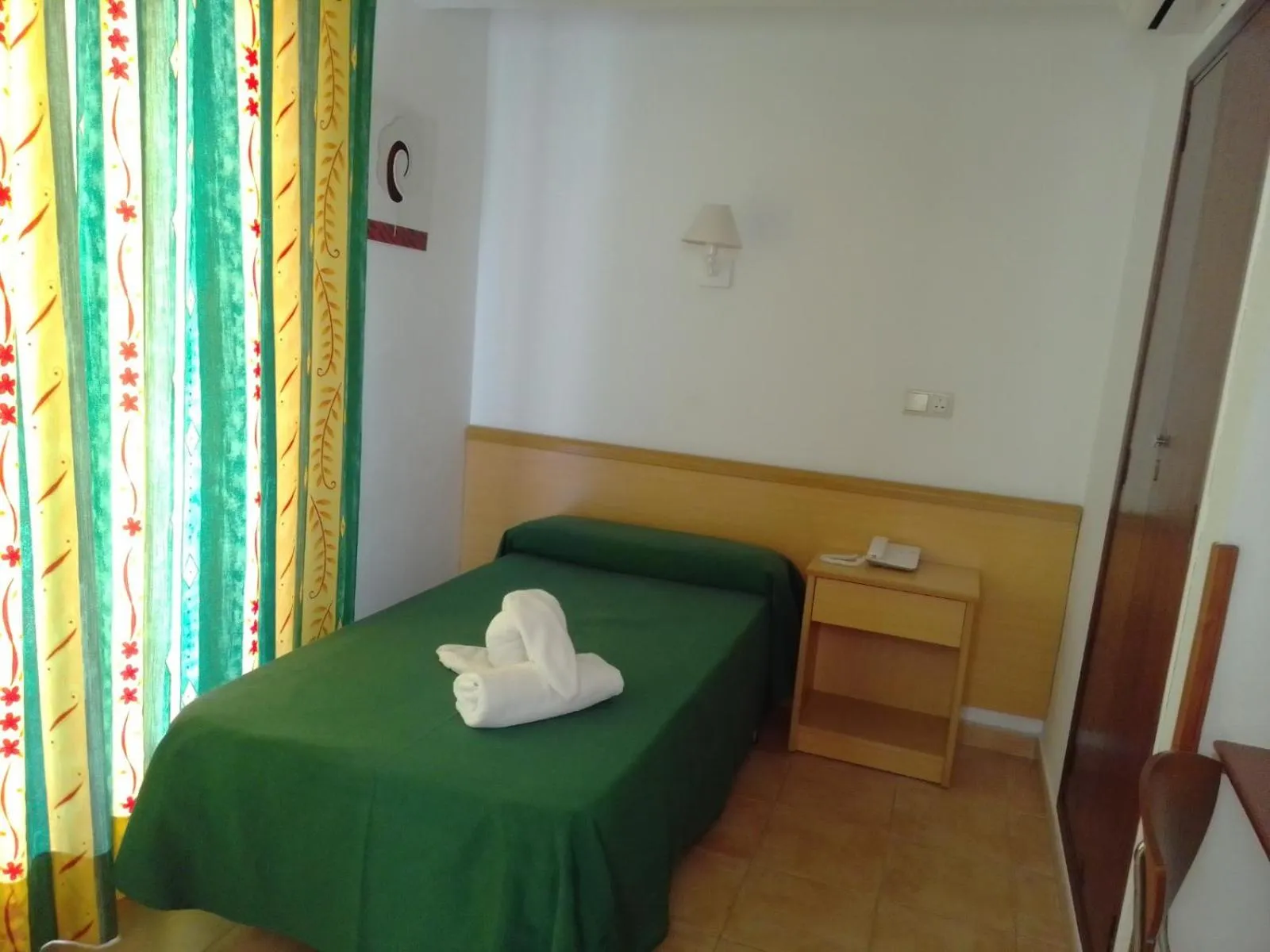 Single Room in Hotel Santa Faz