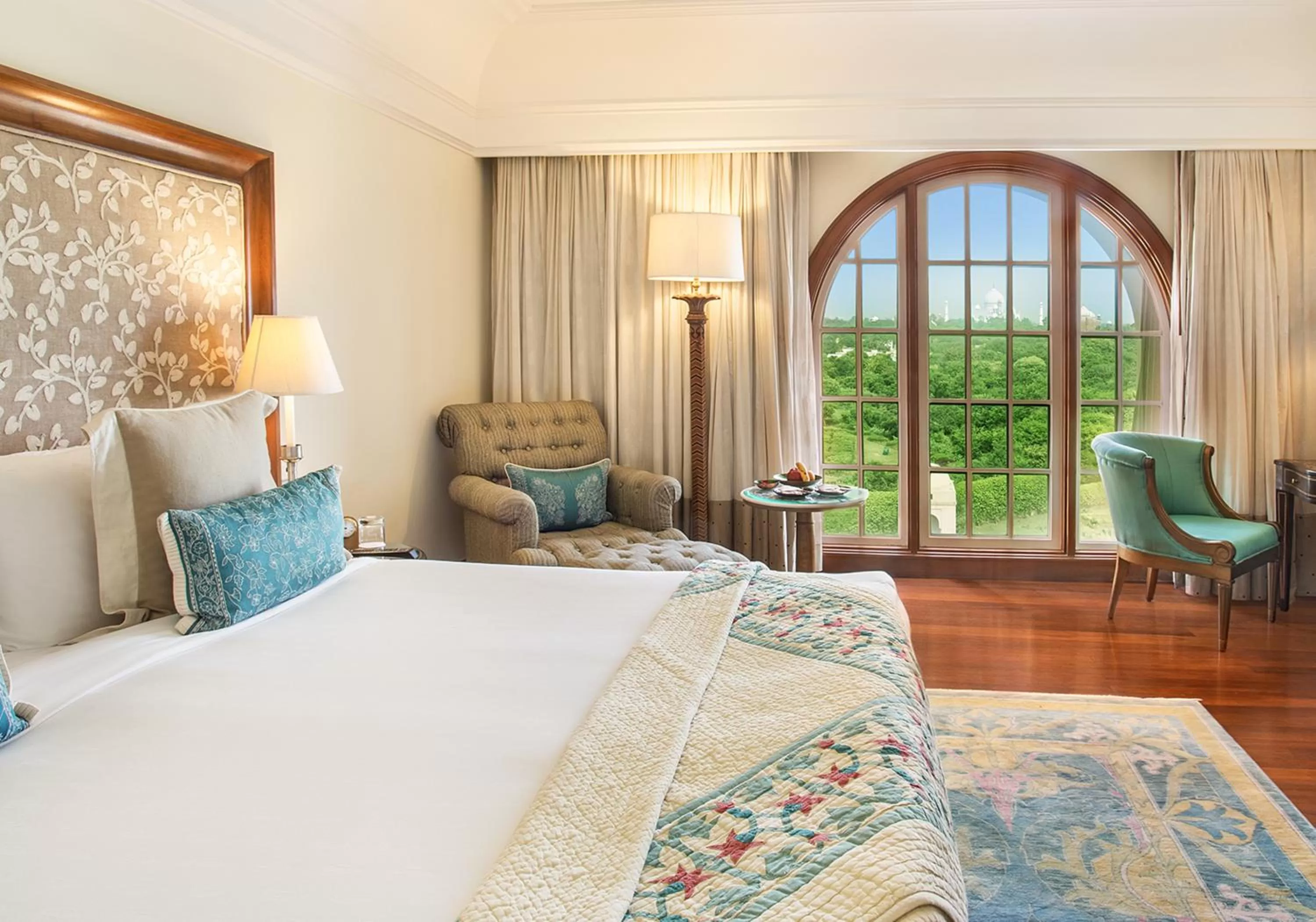 Deluxe Suite with Taj Mahal View in The Oberoi Amarvilas Agra