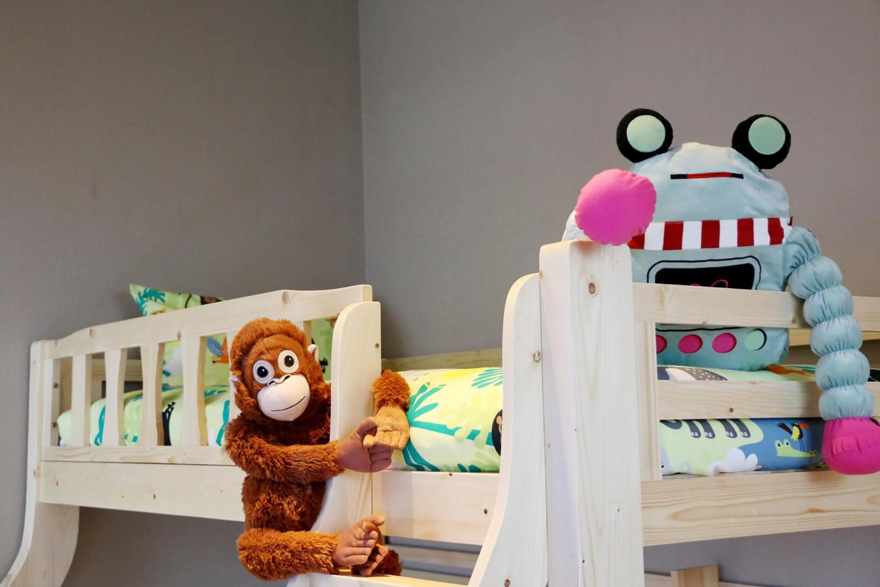 Holiday Inn Express Chengdu Wenjiang Hotspring by IHG