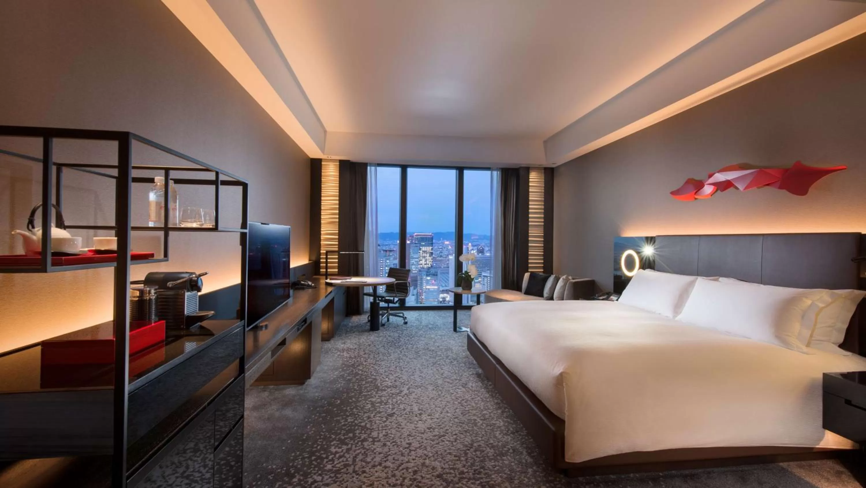 King Room with Premium View in Conrad Osaka
