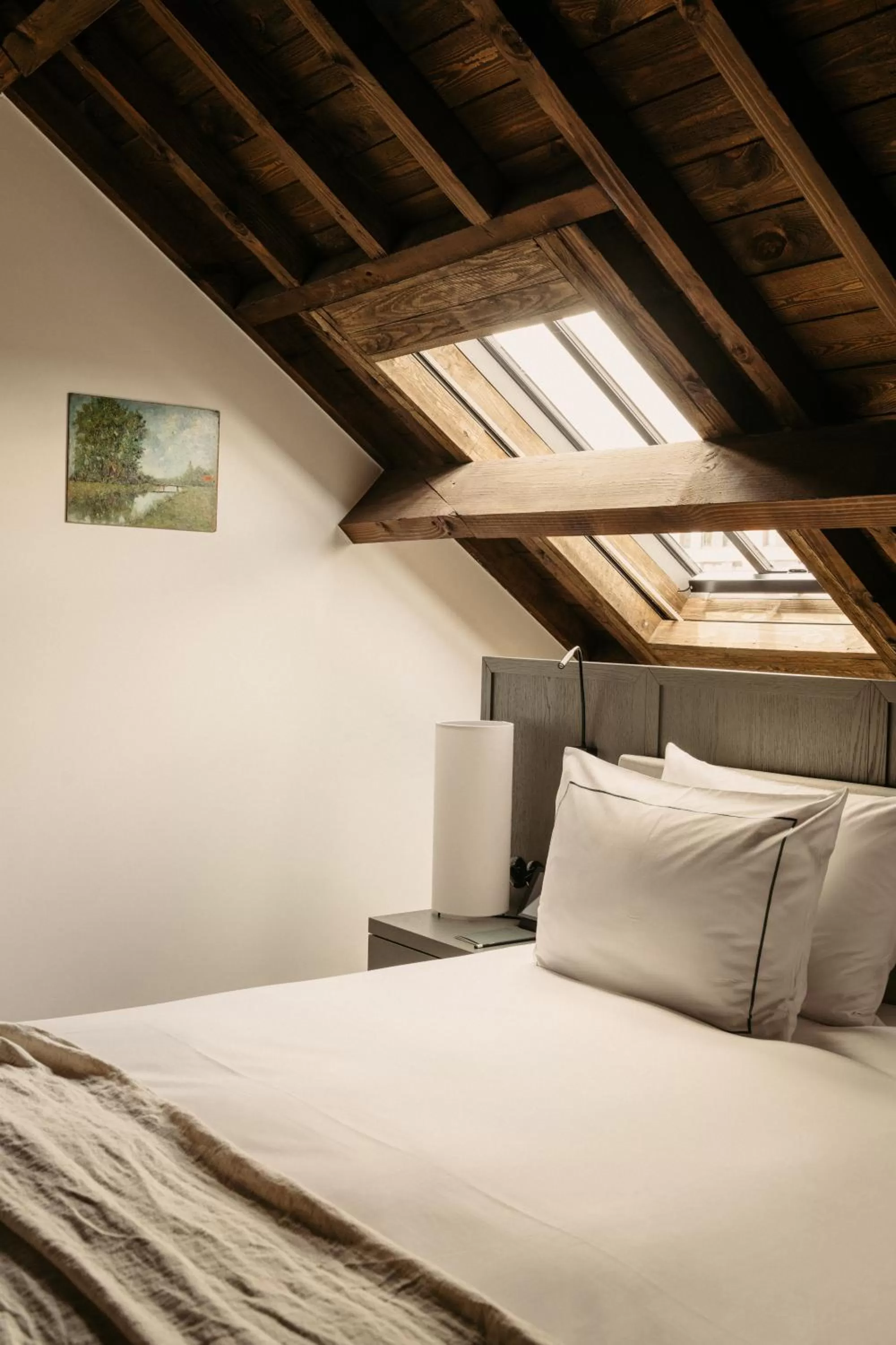 Deluxe Double Room in august