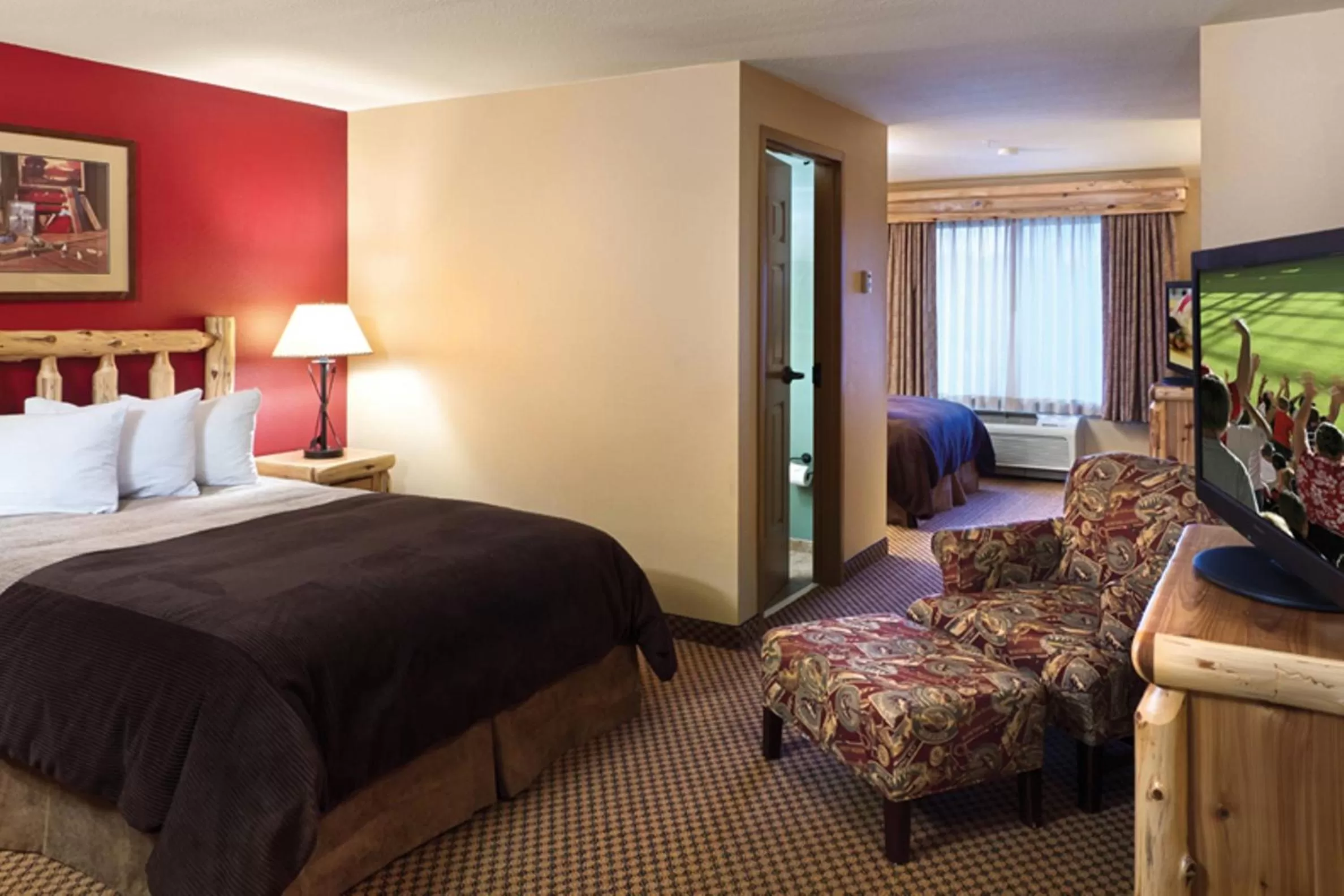 Queen Room with Two Queen Beds in The Lodge at Brainerd Lakes, Trademark Collection by Wyndham