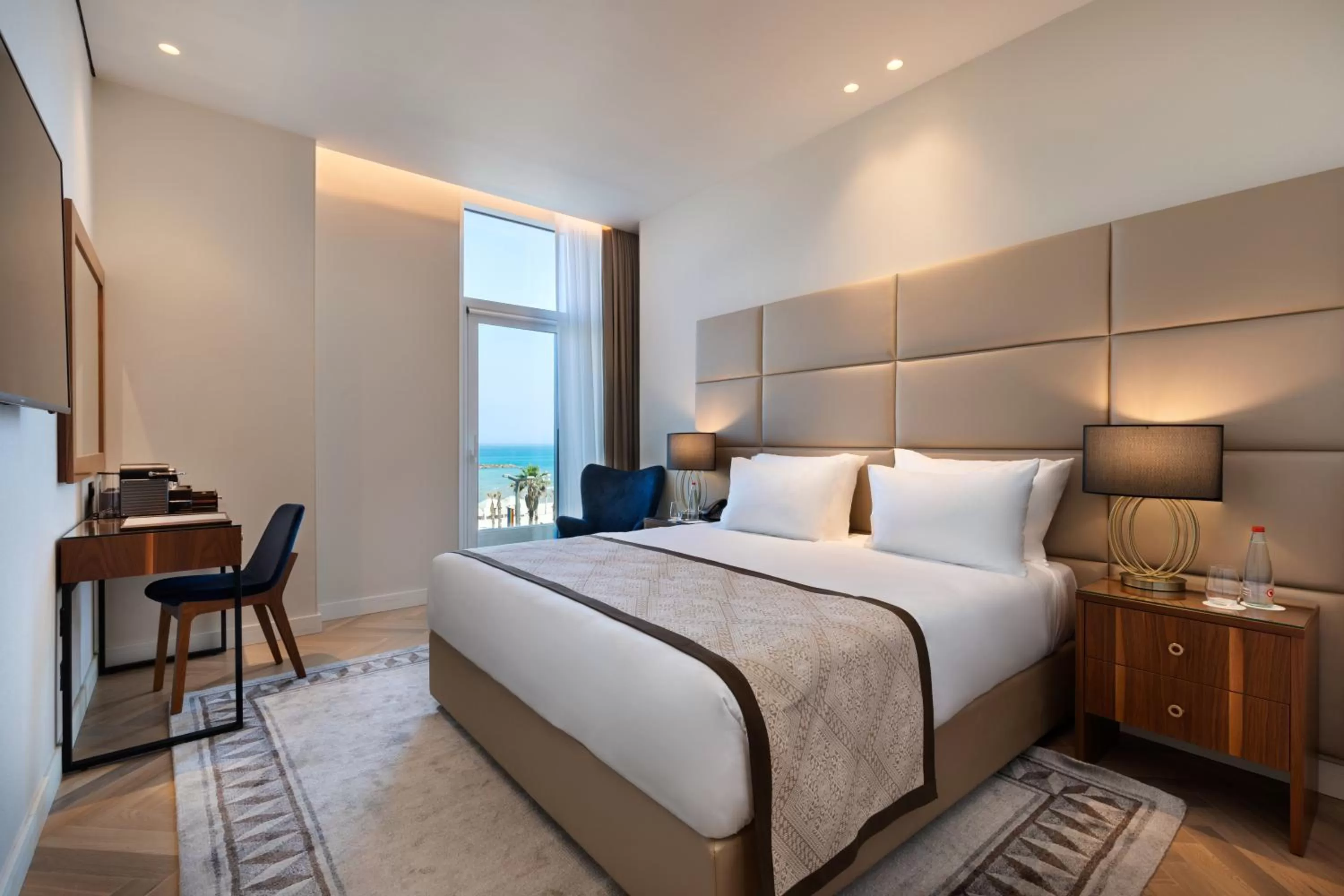 Deluxe Double Room with Sea View - single occupancy in Herbert Samuel Opera Tel Aviv