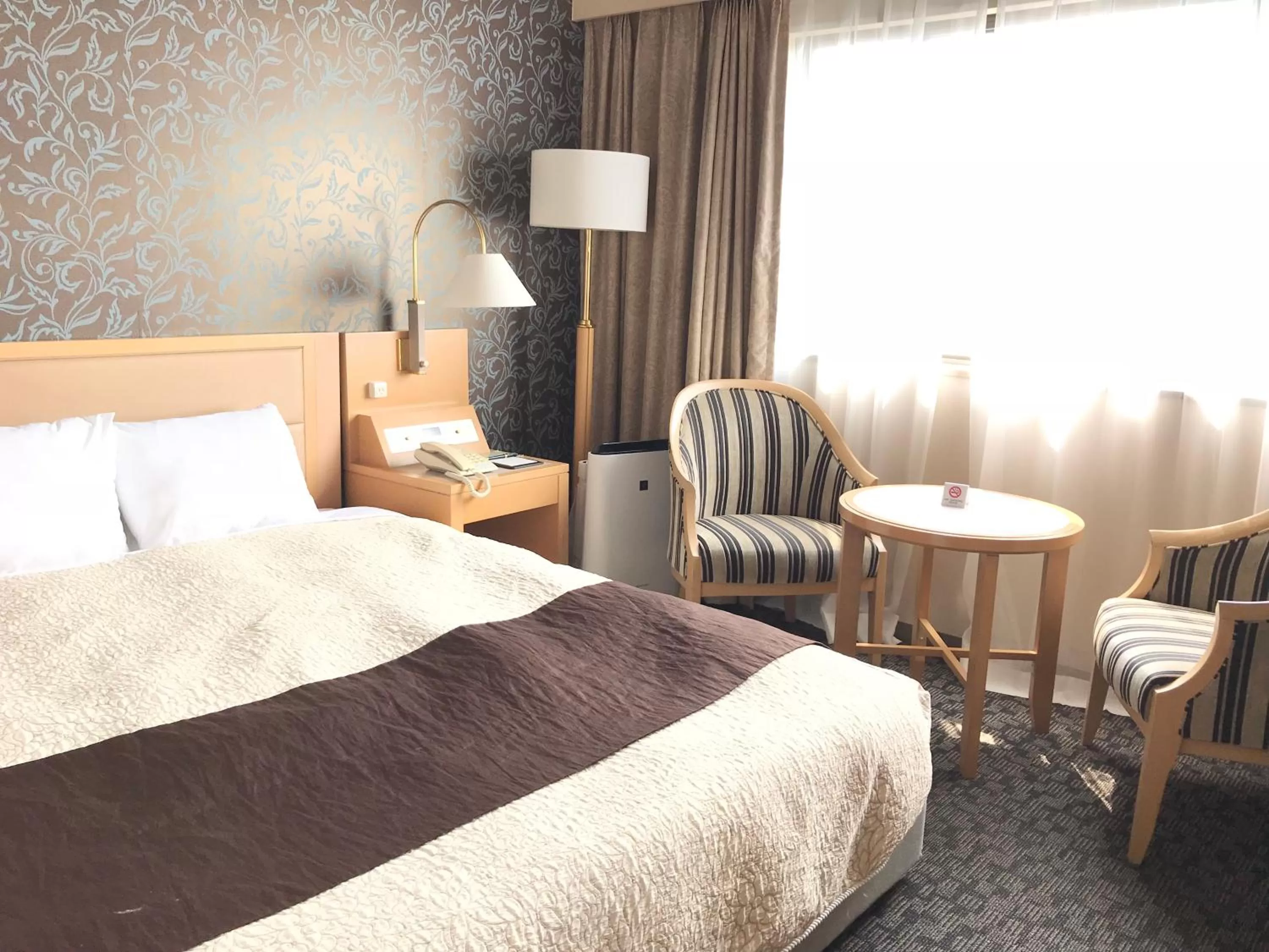 Corner Double Room with Mt. Fuji View - single occupancy - Smoking in Numazu River Side Hotel