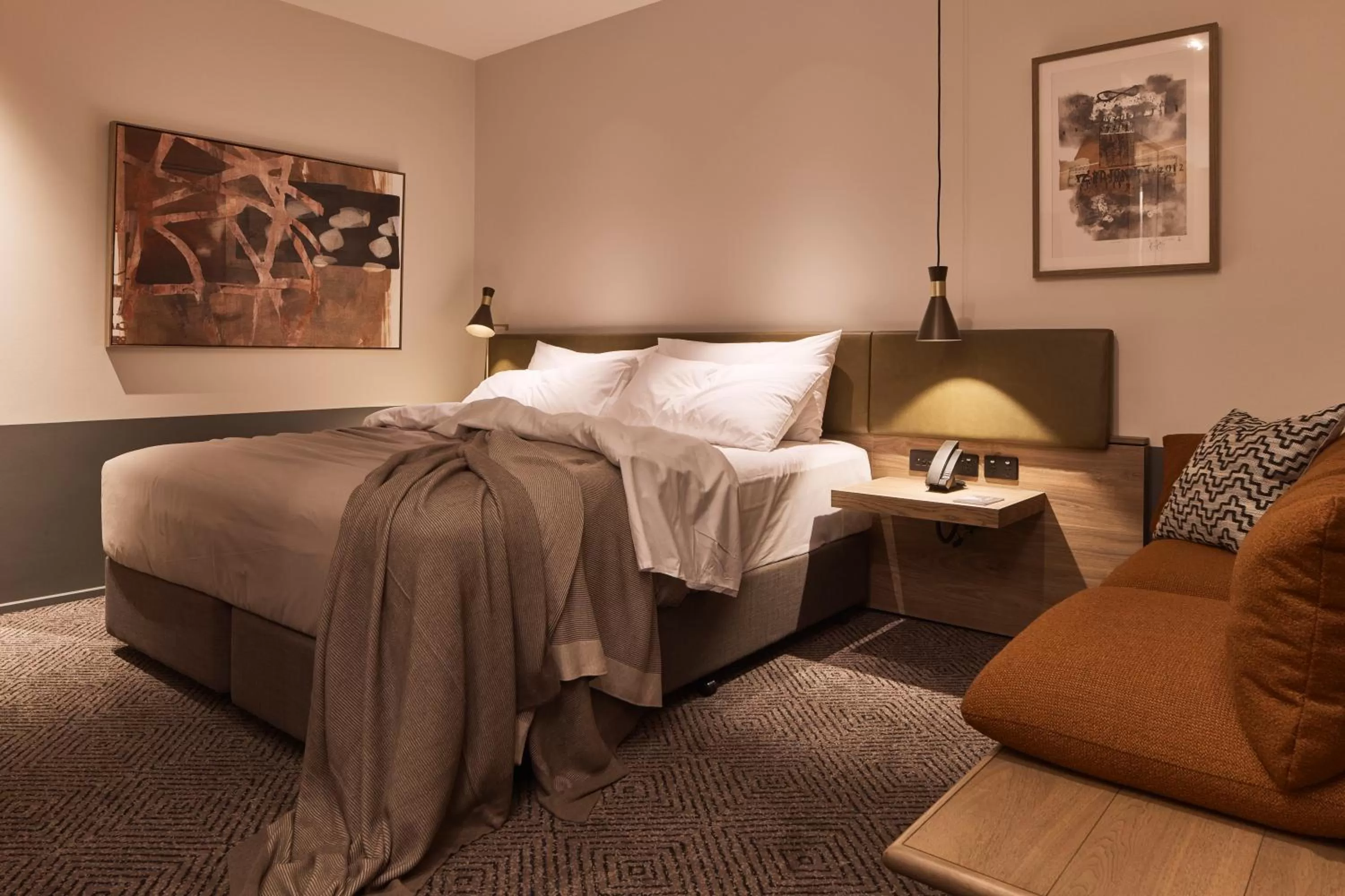 Superior King Room in Rydges Melbourne