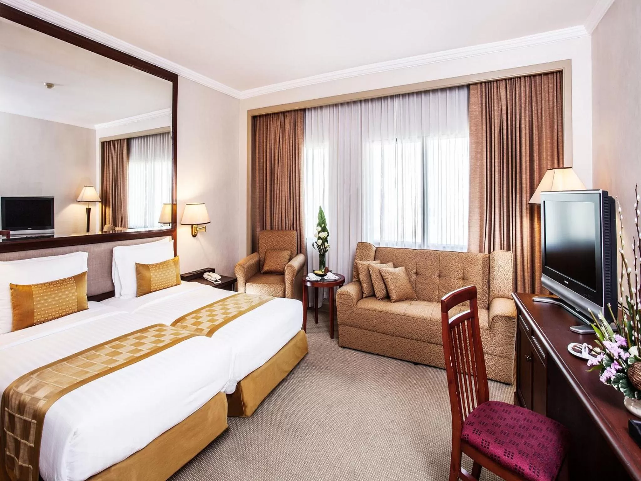 Deluxe Room in Arnoma Hotel Bangkok