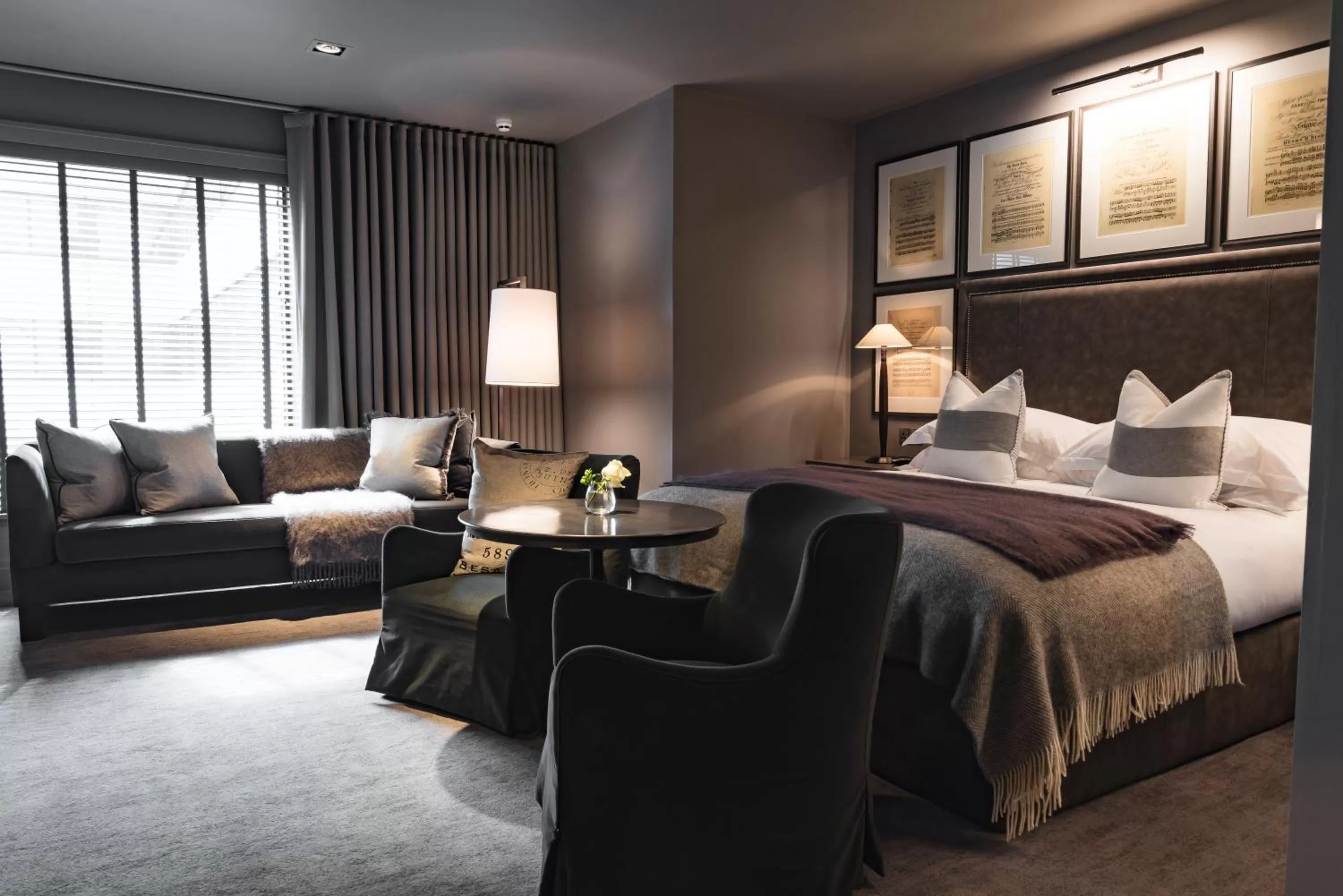 Deluxe Double Room in Dakota Leeds