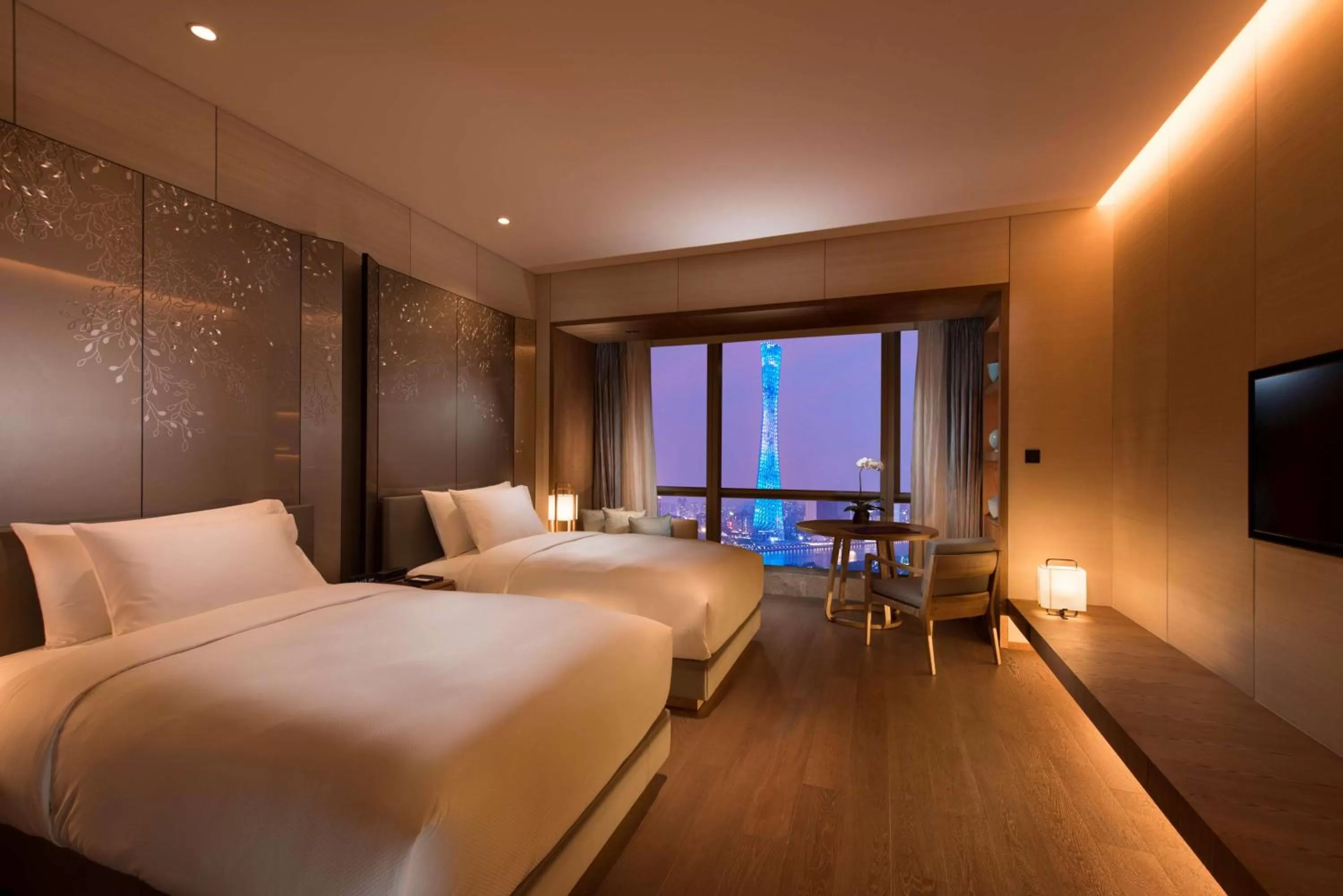 Executive Queen Room with Two Queen Beds and River View in Conrad Guangzhou