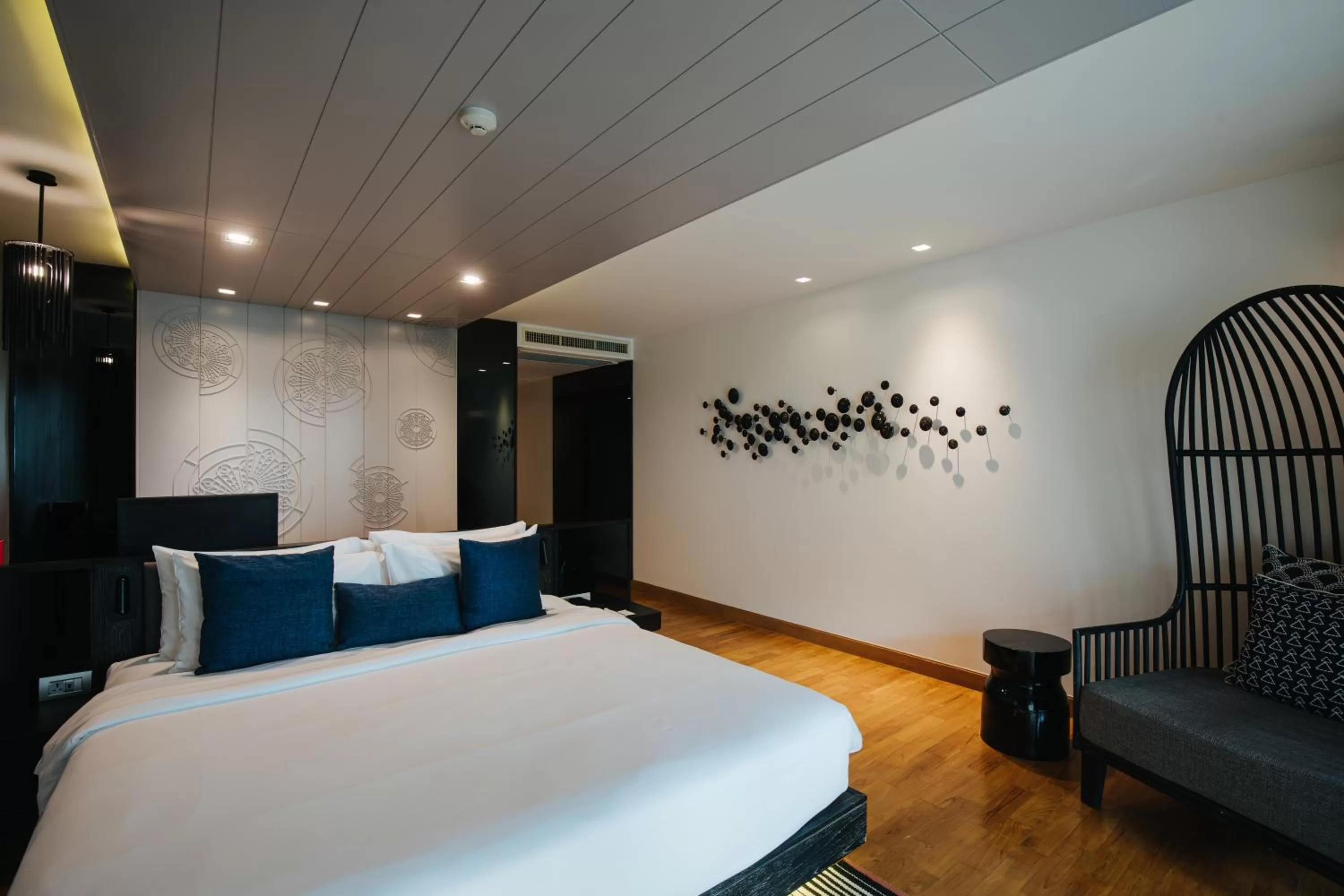 Grand Suite with River View in Cross Chiang Mai Riverside