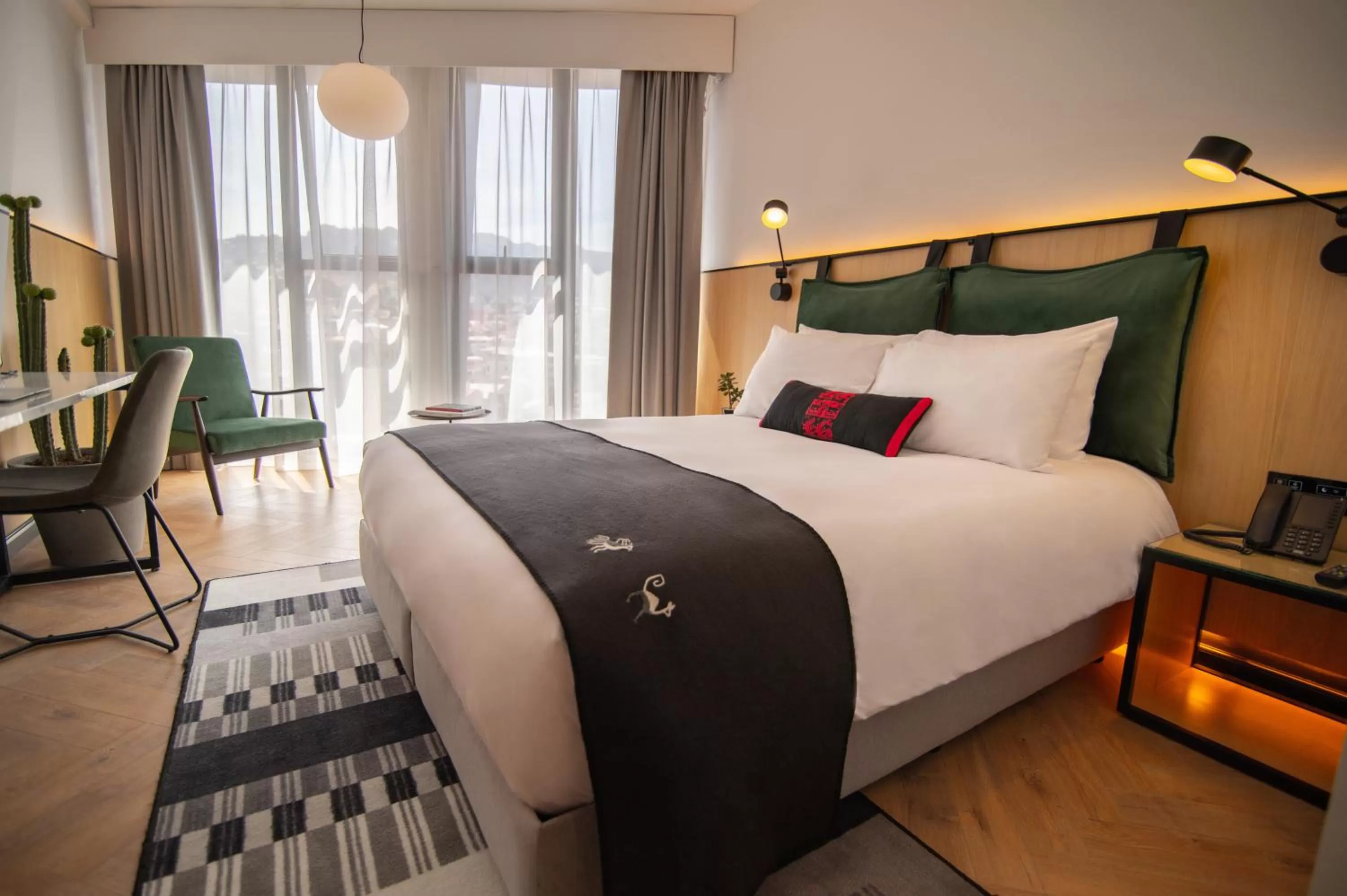 Superior Double Room - single occupancy in Met Hotel