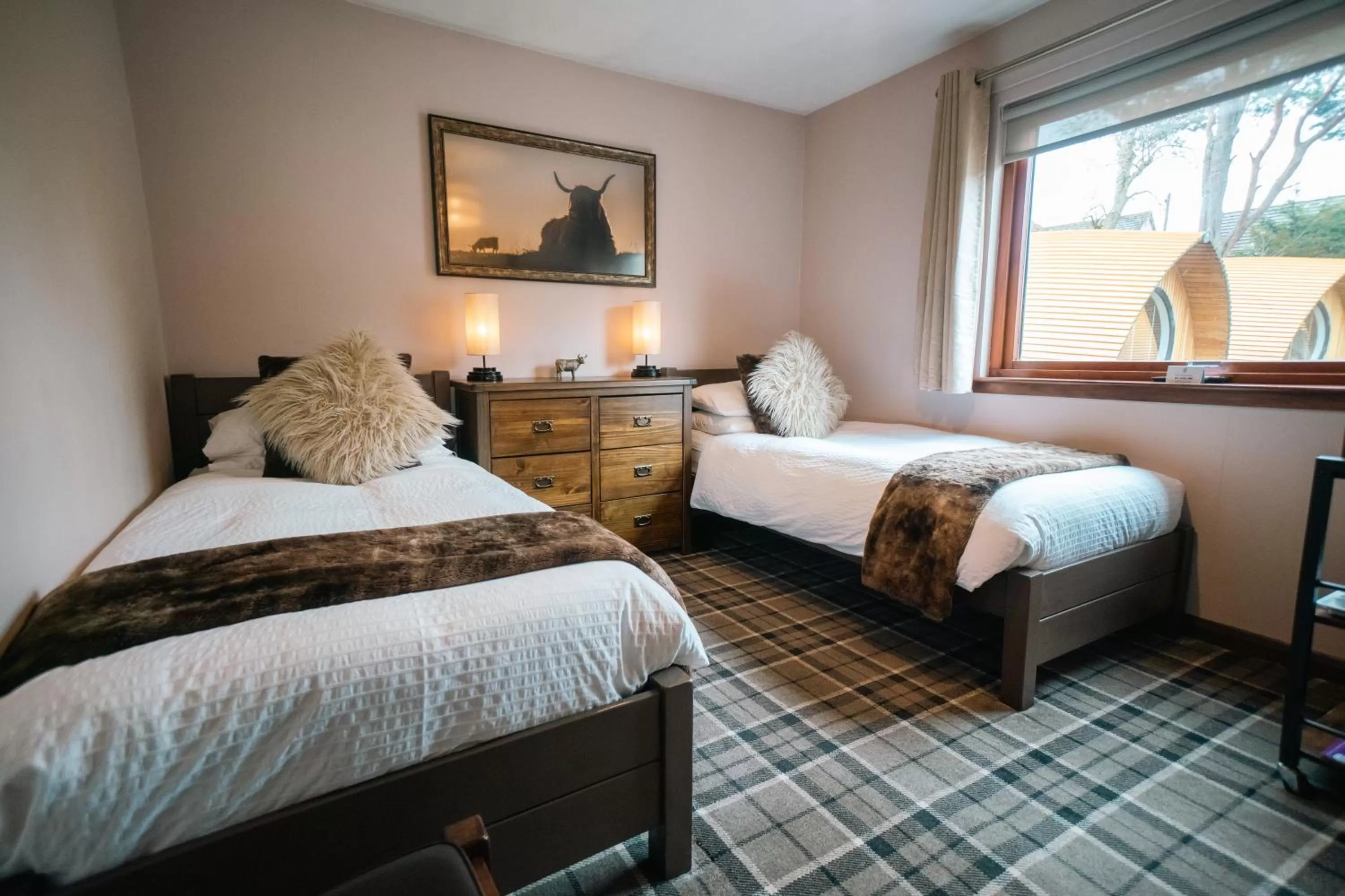 Guest house Twin Room - single occupancy in Eriskay B&B and Aviemore Glamping