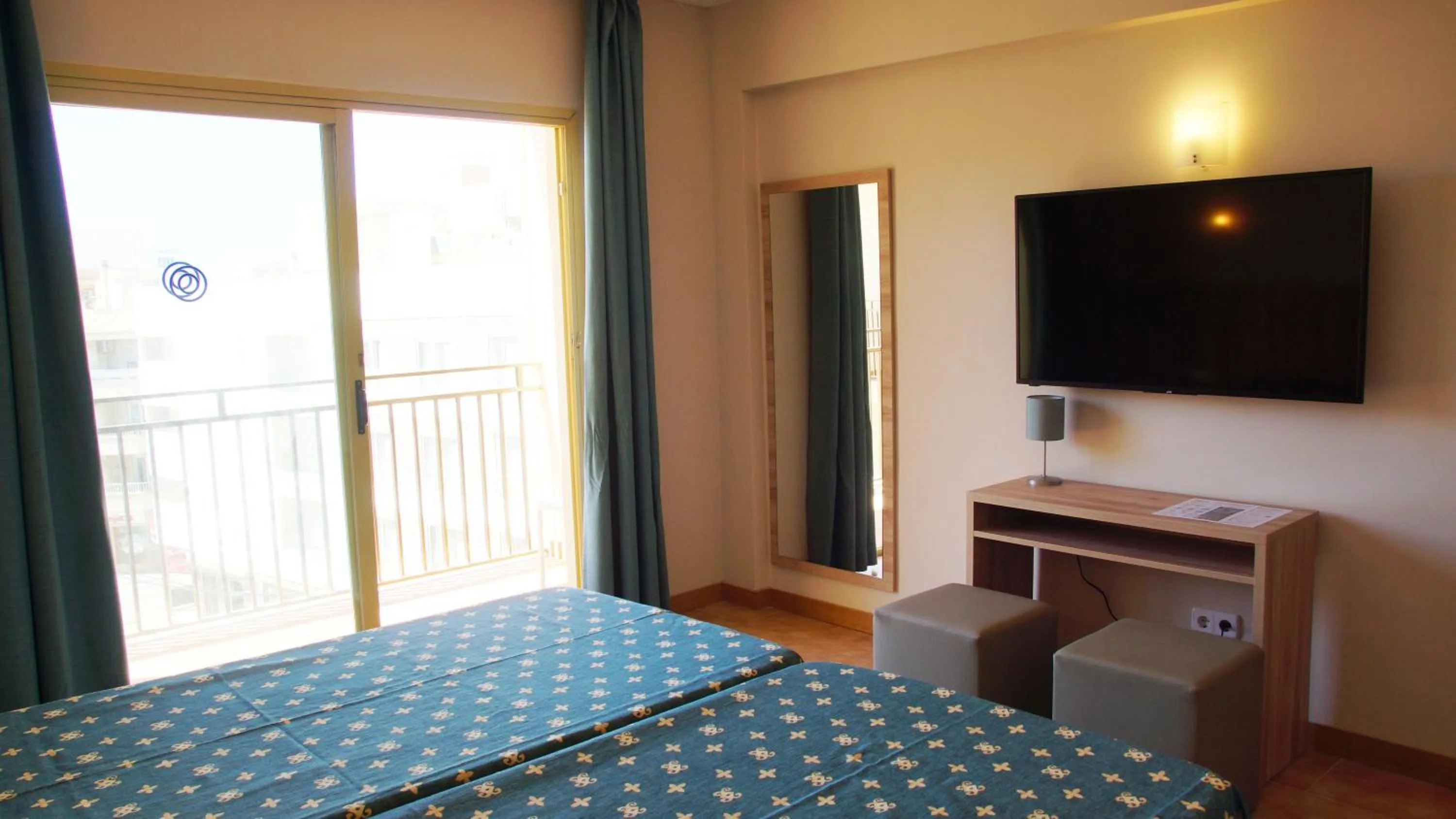 Double or Twin Room in Hotel Iris - Only Adults