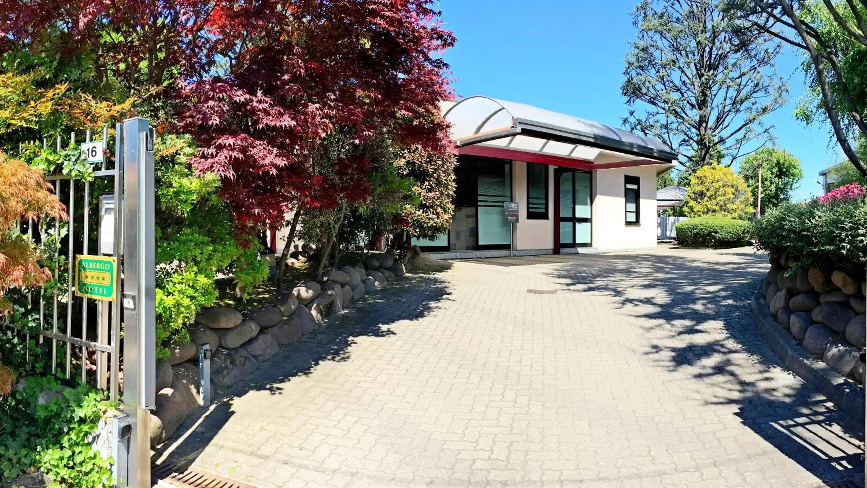 Airport Hotel Malpensa Airport Hotel Malpensa