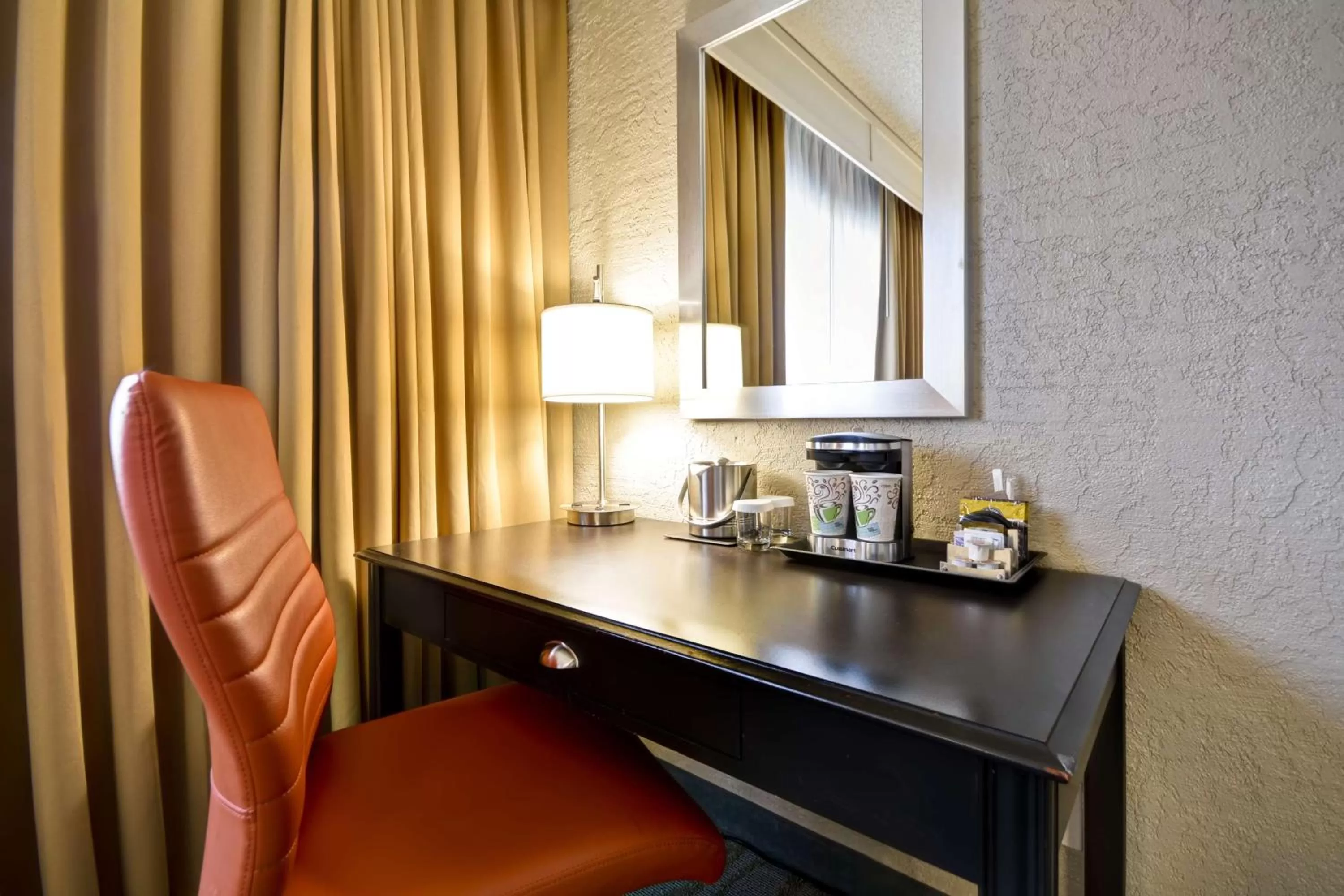 Queen Room with Two Queen Beds - Mobility/Hearing Accessible in DoubleTree by Hilton Phoenix North