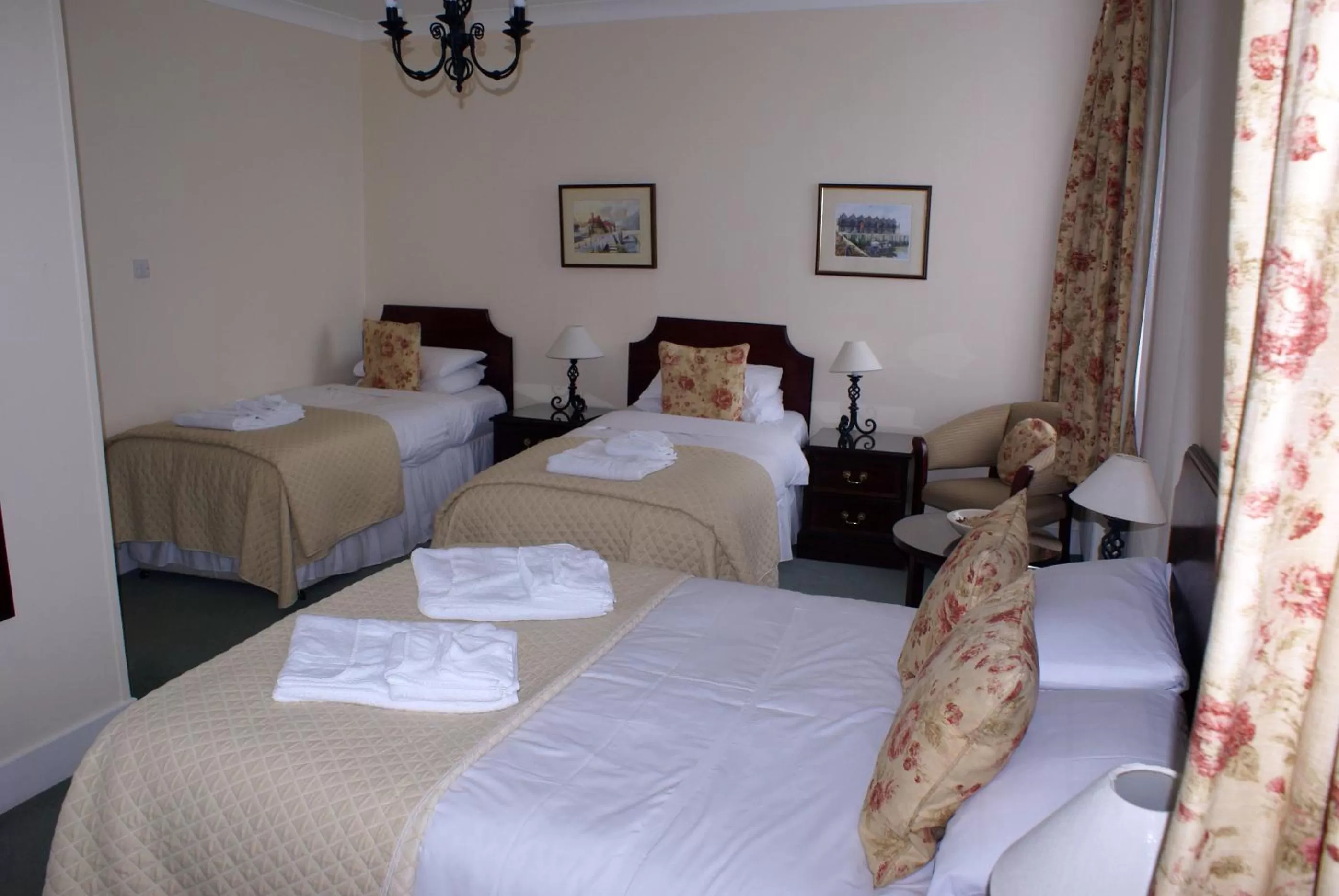 Family Room (4 Adults) in Castle House Hotel