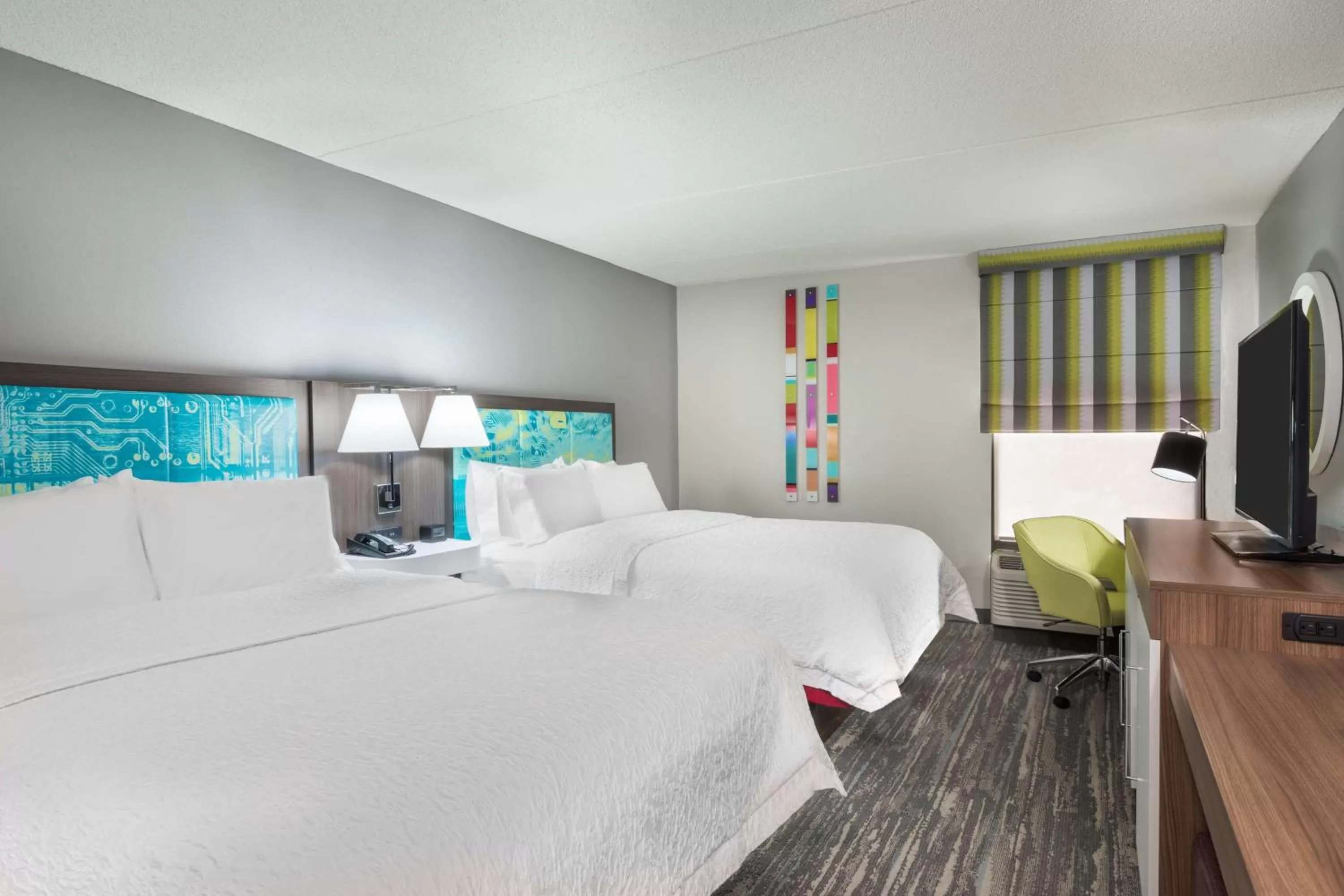 Queen Room with Two Queen Beds - Hearing Access/Non-Smoking in Hampton Inn Ellenton/Bradenton