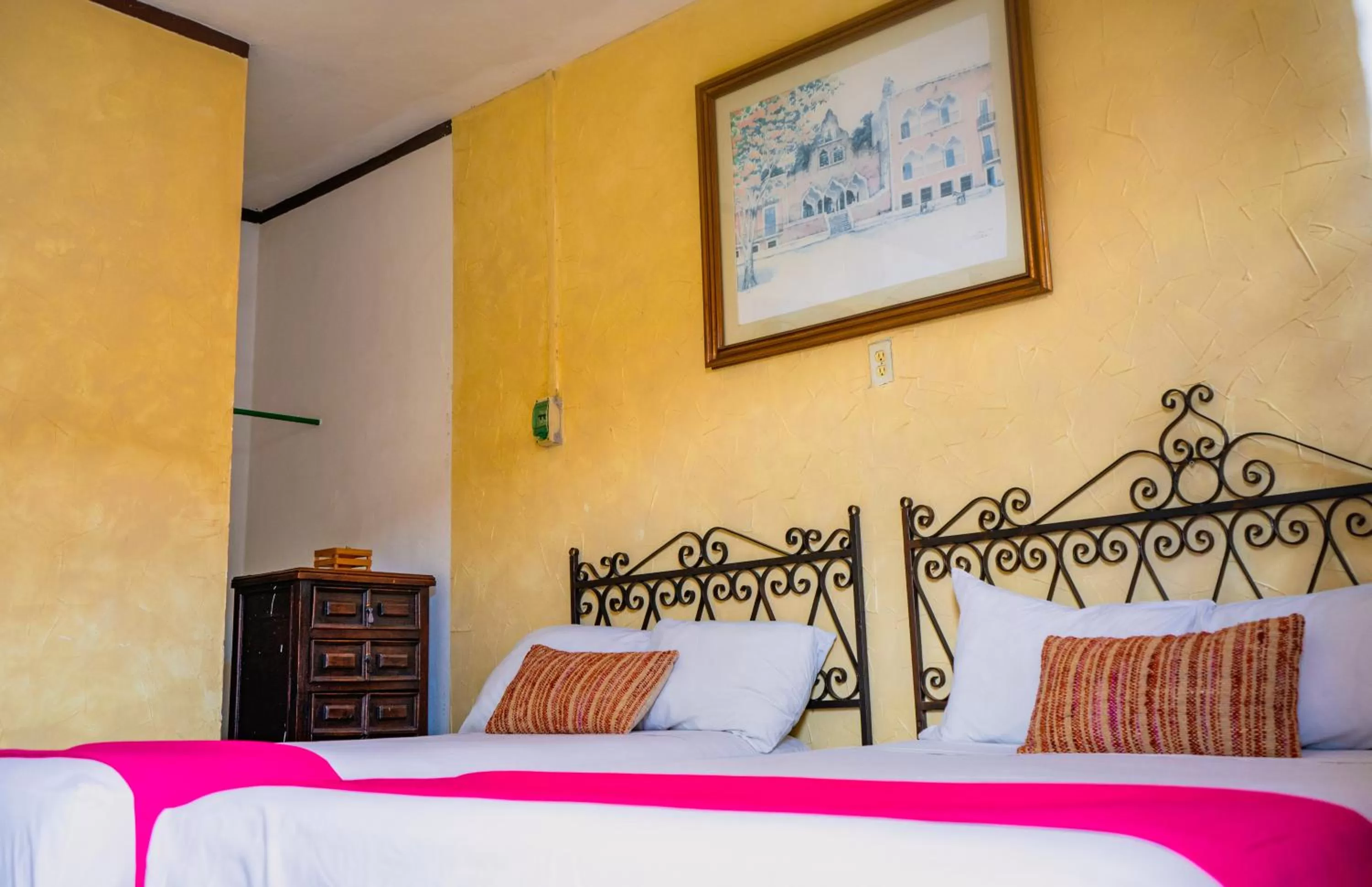 Standard Double Room in Hotel Mucuy