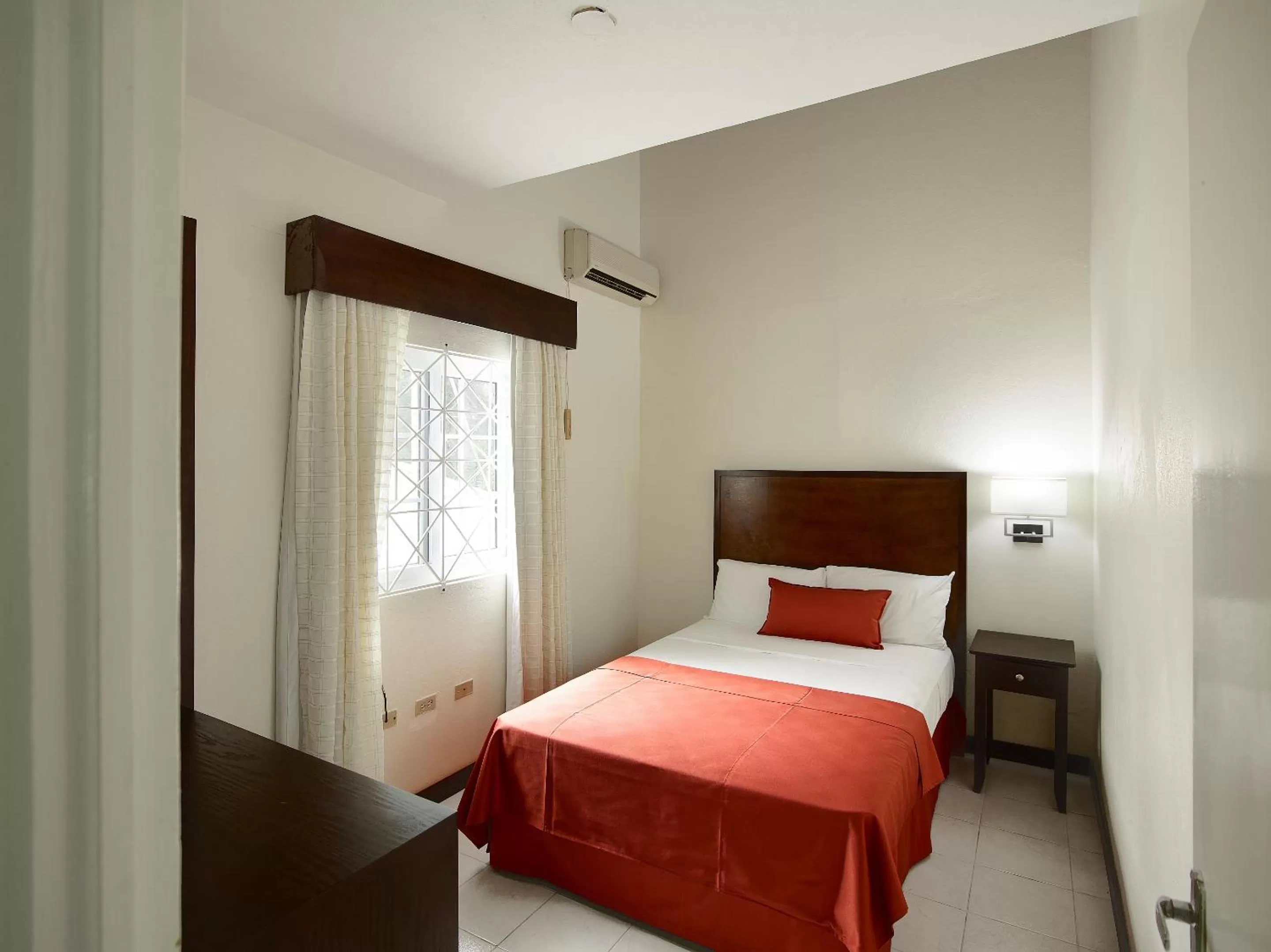 King Room in Shirley Retreat