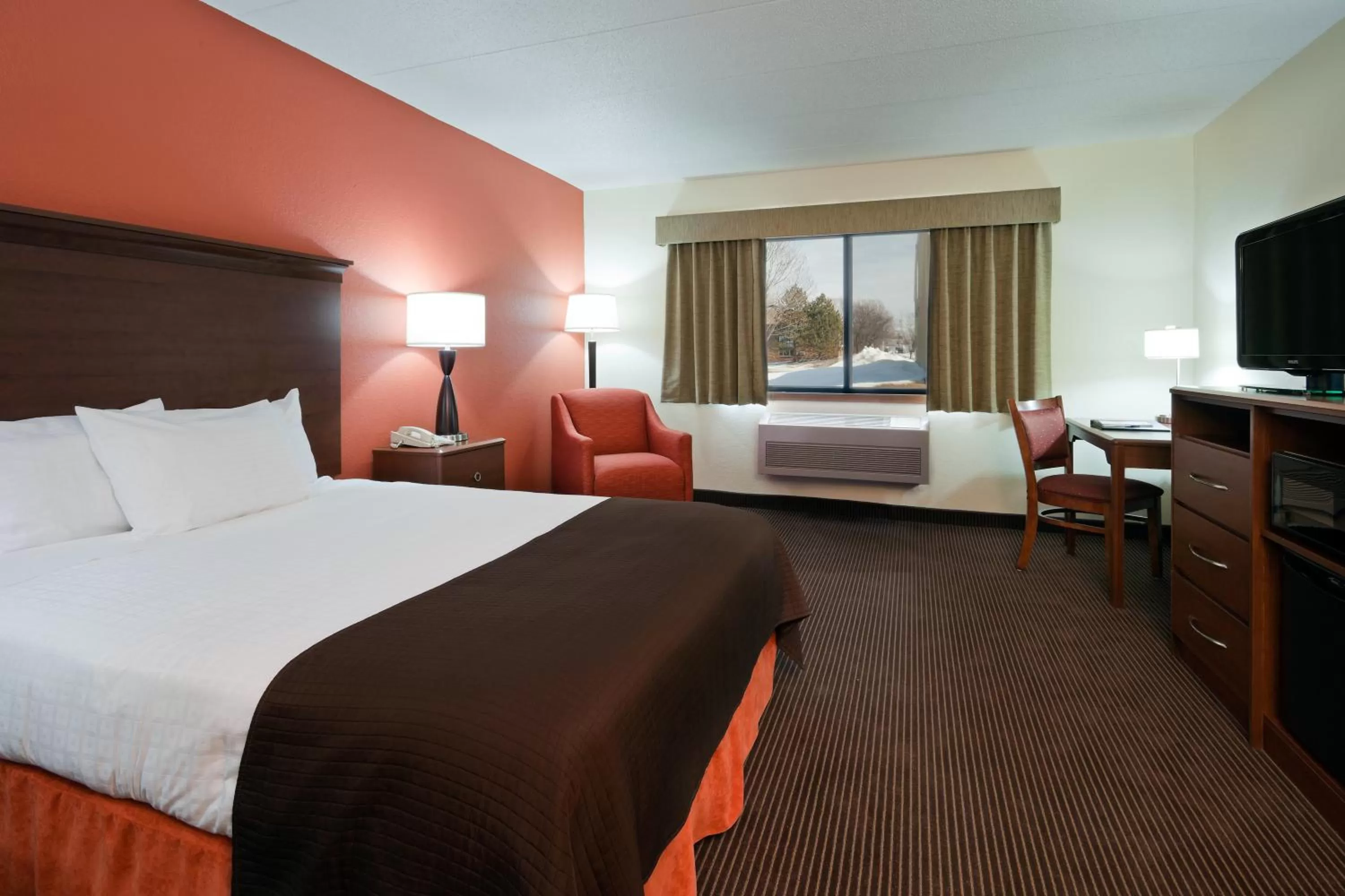 King Room - Mobility Access/Non-Smoking in AmericInn by Wyndham Ashland