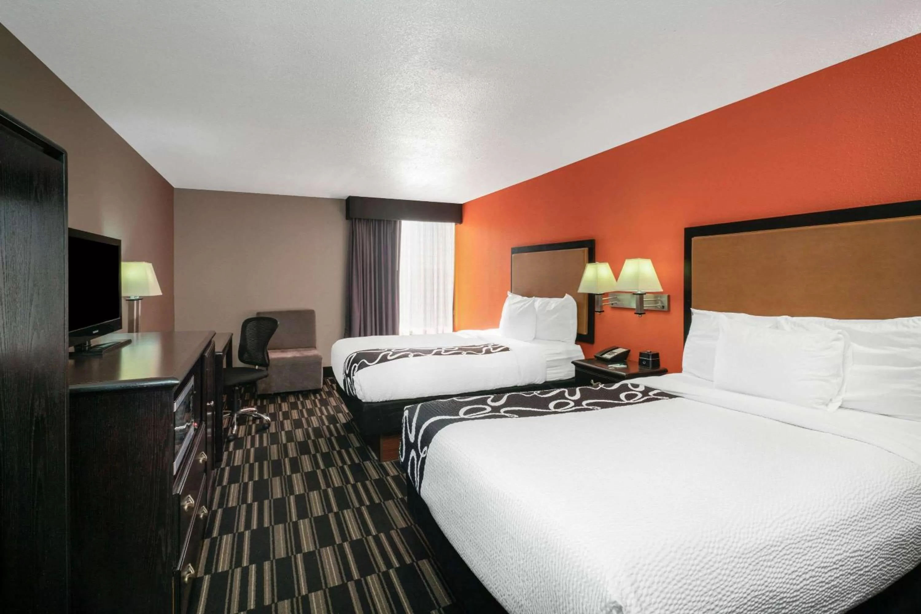 Deluxe Suite with Two Double Beds - Non-Smoking in La Quinta by Wyndham Memphis Airport Graceland