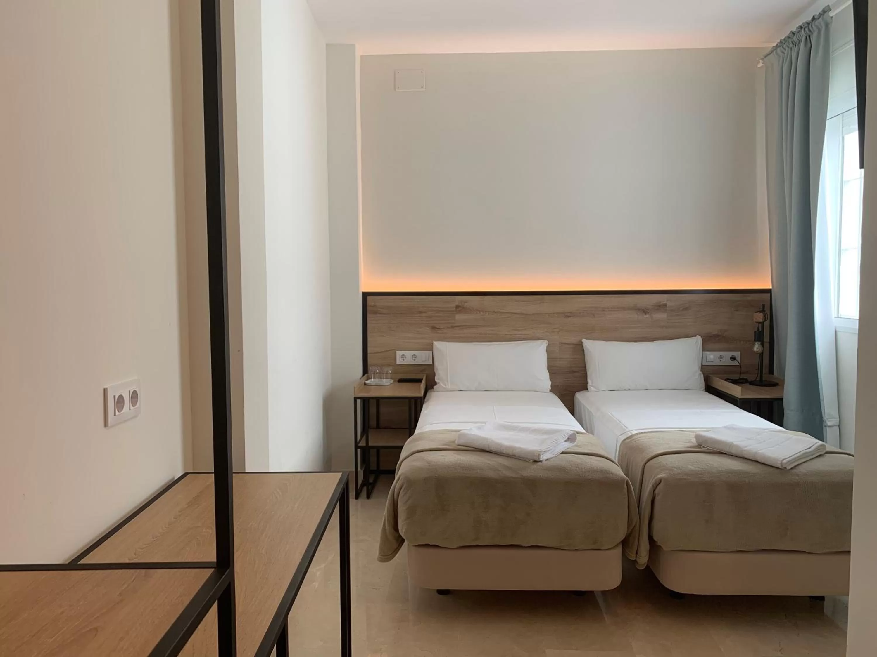 Deluxe Double or Twin Room in Sweet Sevilla Suites