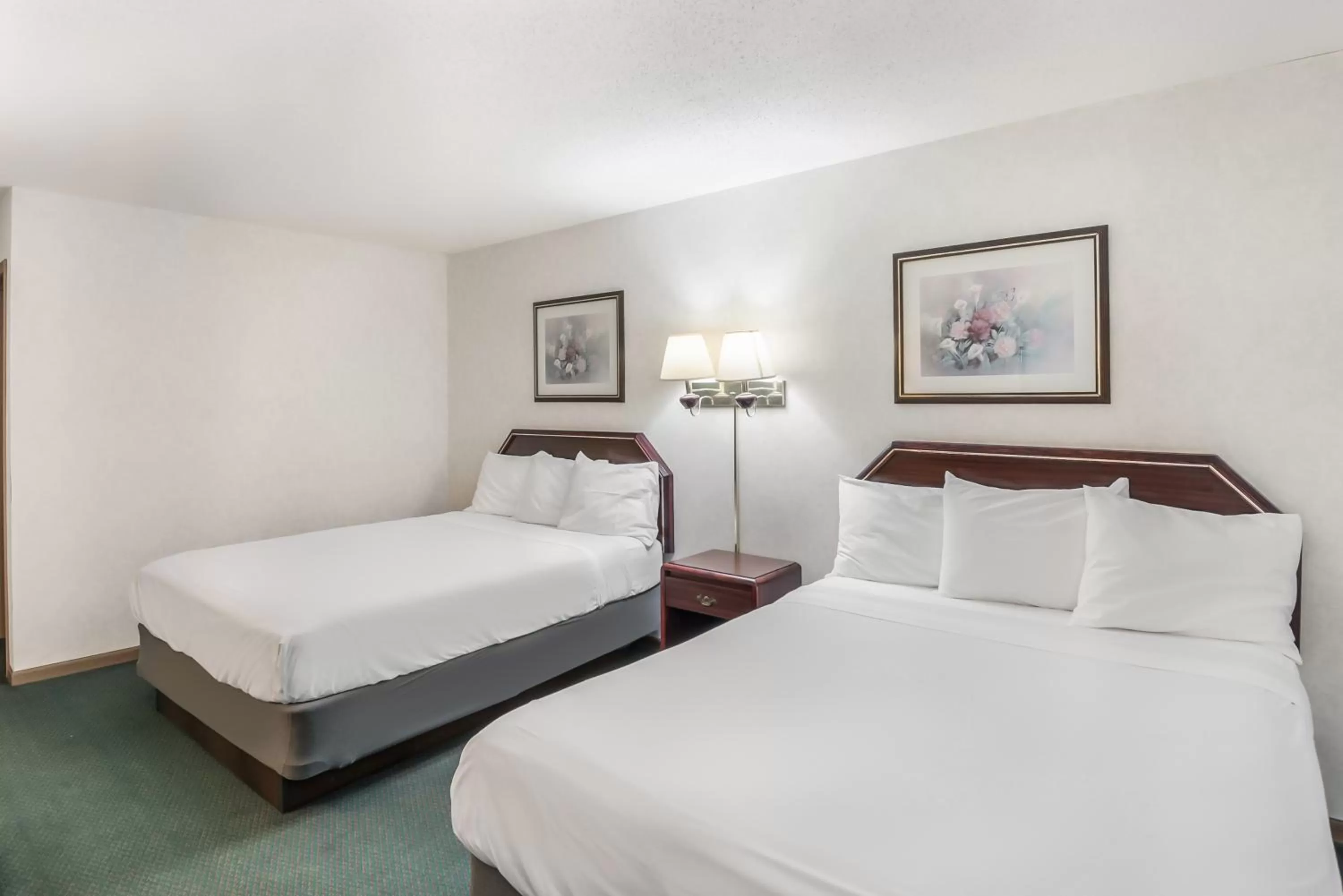 Standard Queen Room with Two Queen Beds - Non-Smoking in Americas Best Value Inn-Wenona