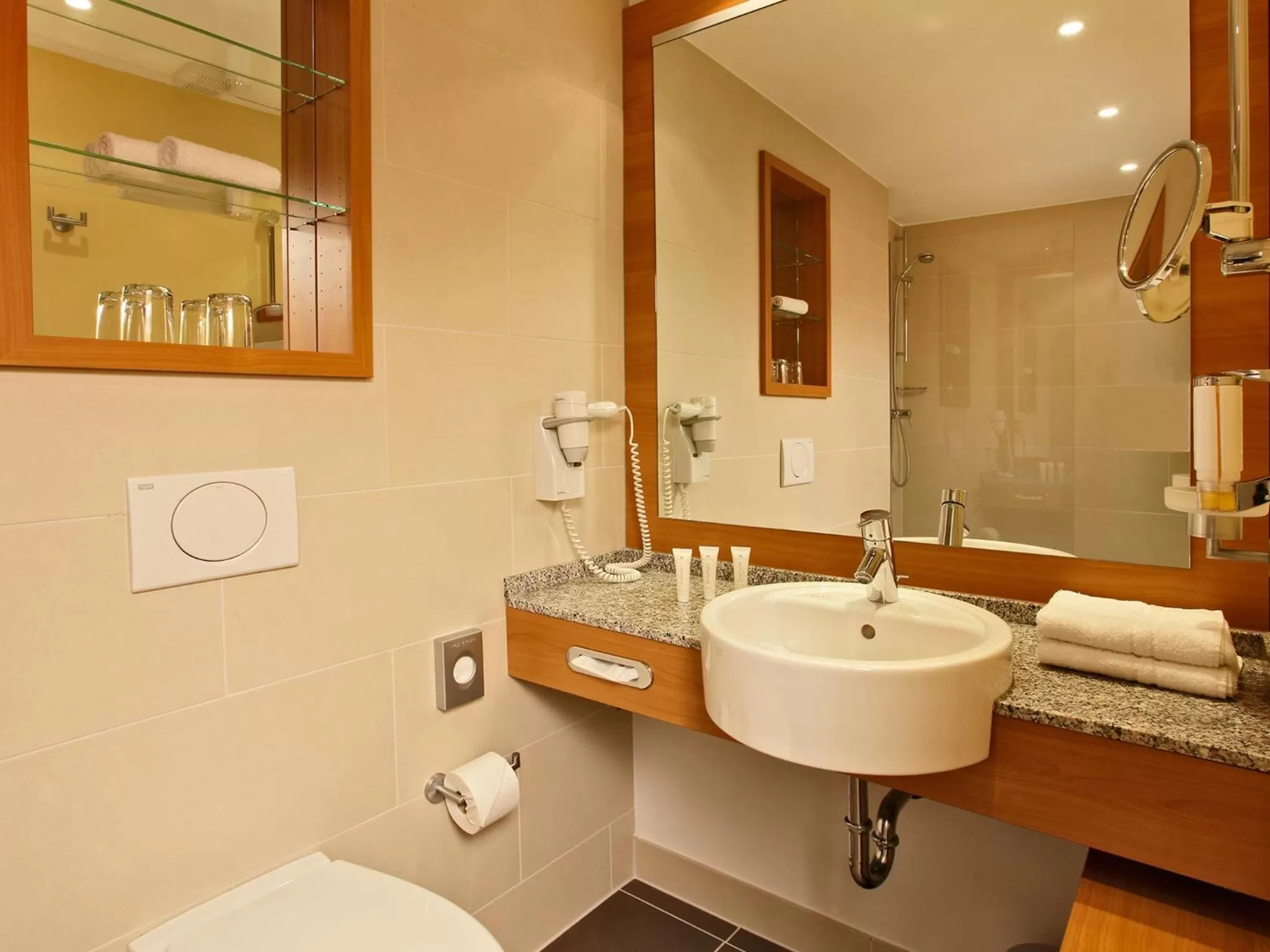 Family Room  Schneeberg in H+ Hotel Willingen