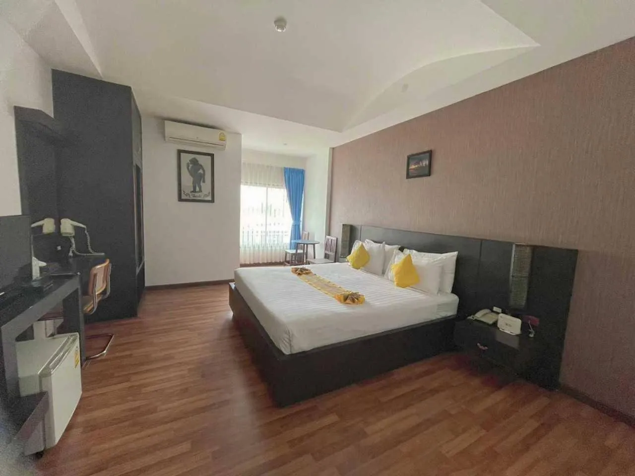 Superior King Room in Jingjit Hotel