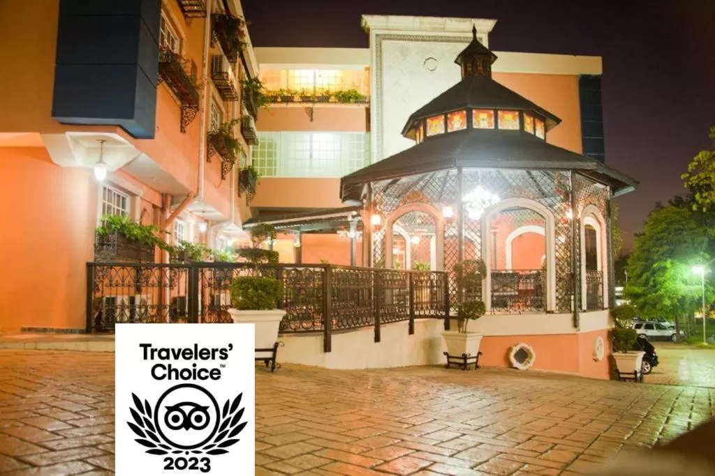 Platino Hotel & Casino