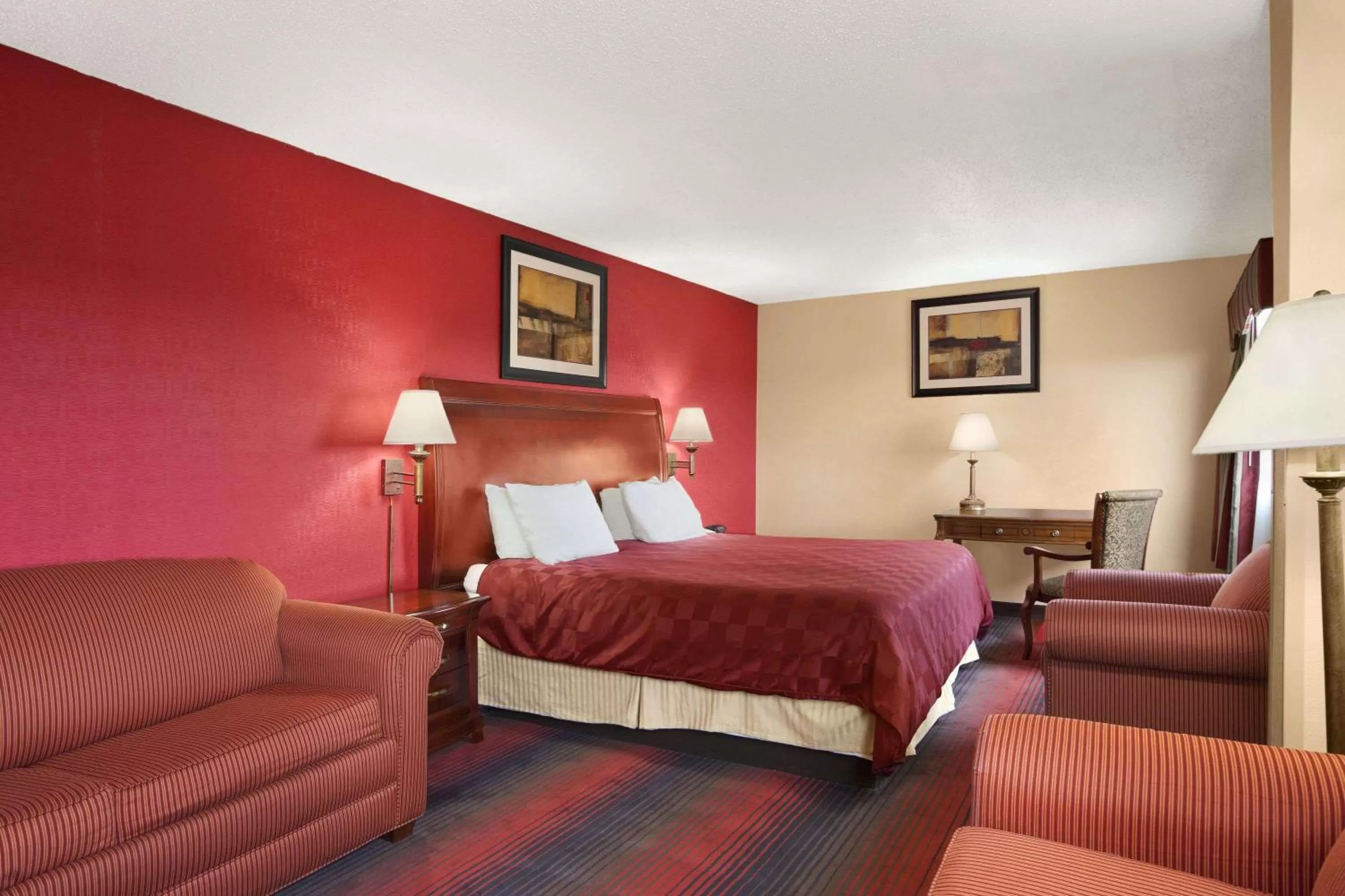 King Studio Suite - Non-Smoking in Ramada by Wyndham East Orange