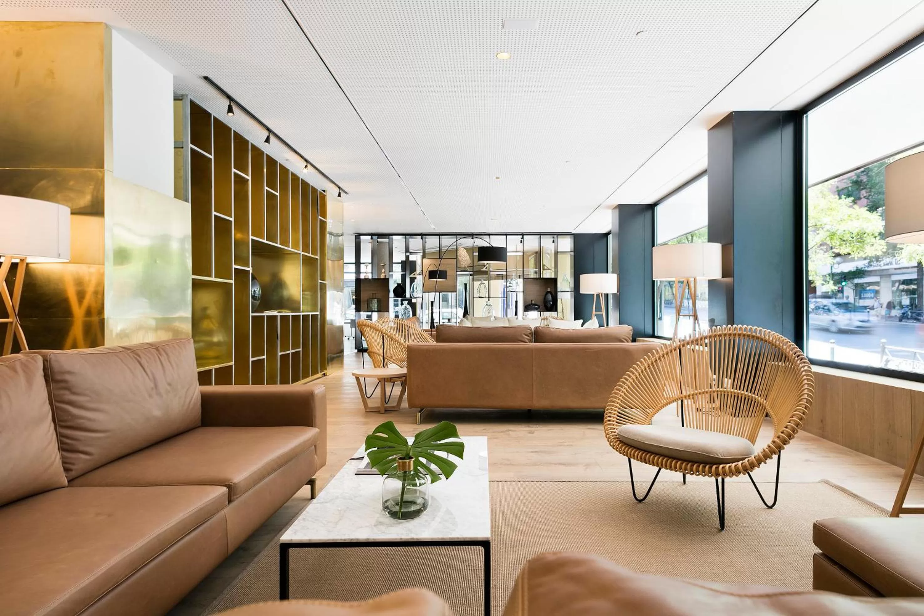 Lounge or bar in Melia Madrid Serrano