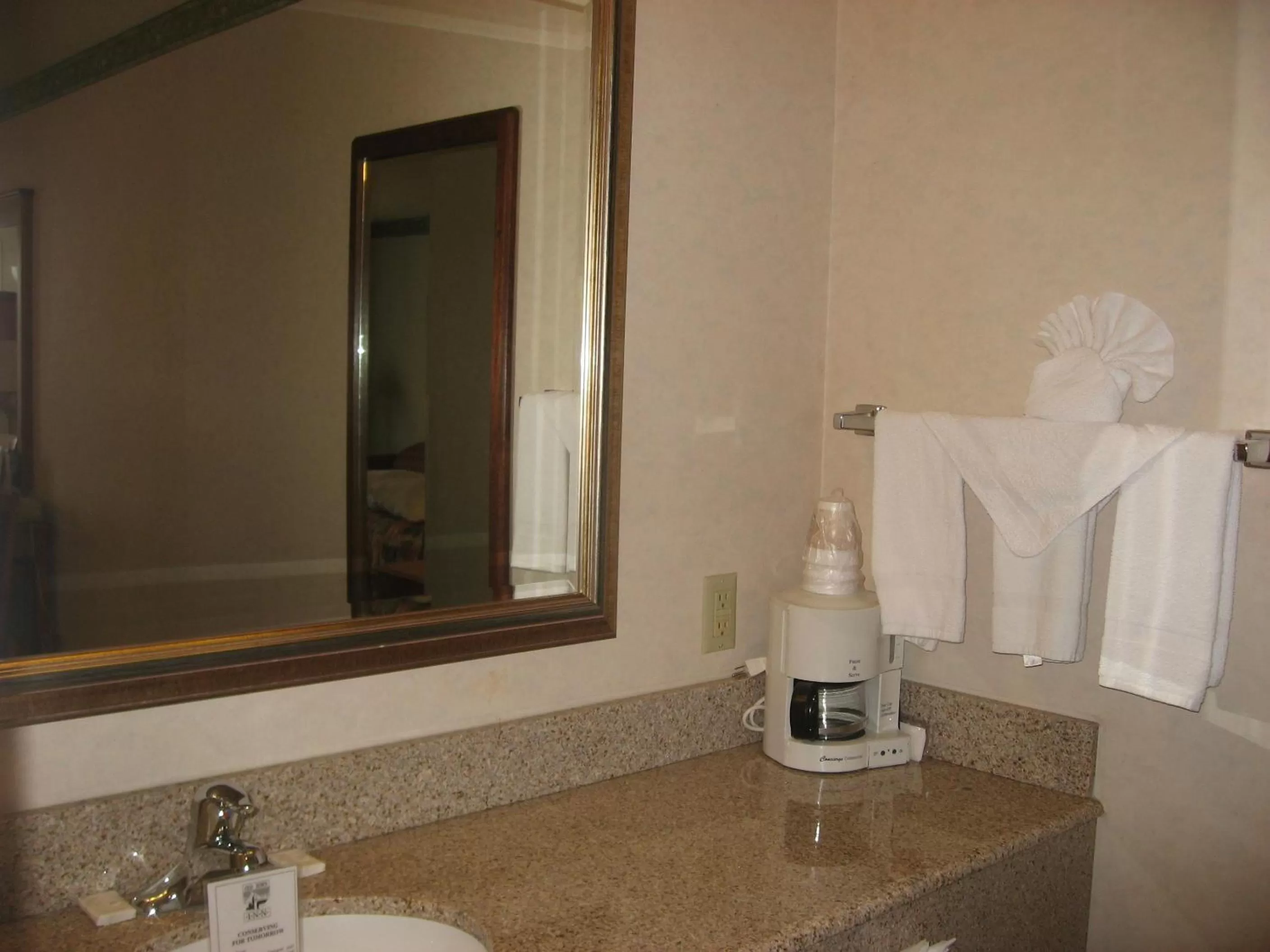 King Single Hearing & Visually Impaired in Old Town Inn