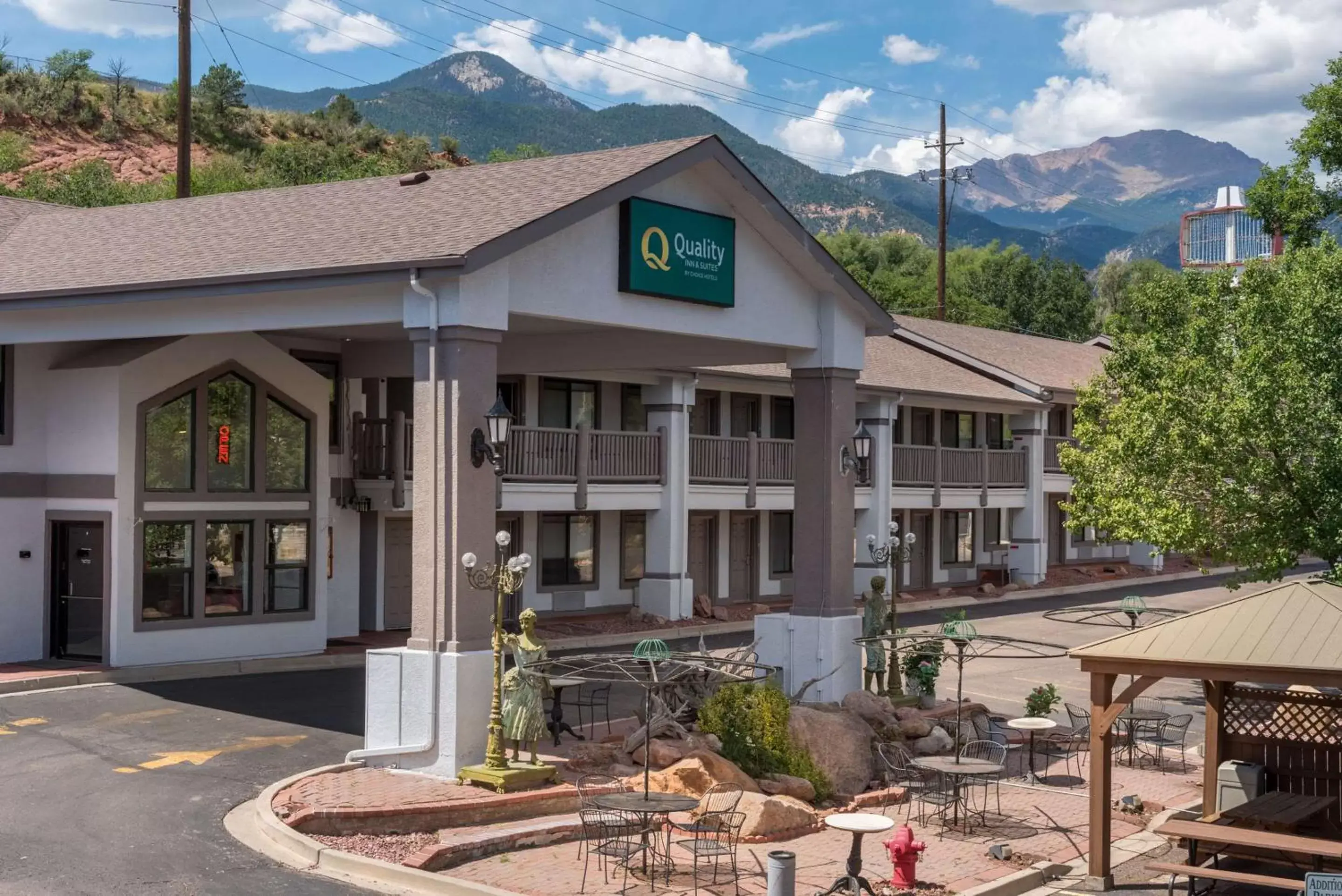 Quality Inn & Suites Manitou Springs at Pikes Peak Quality Inn & Suites Manitou Springs at Pikes Peak