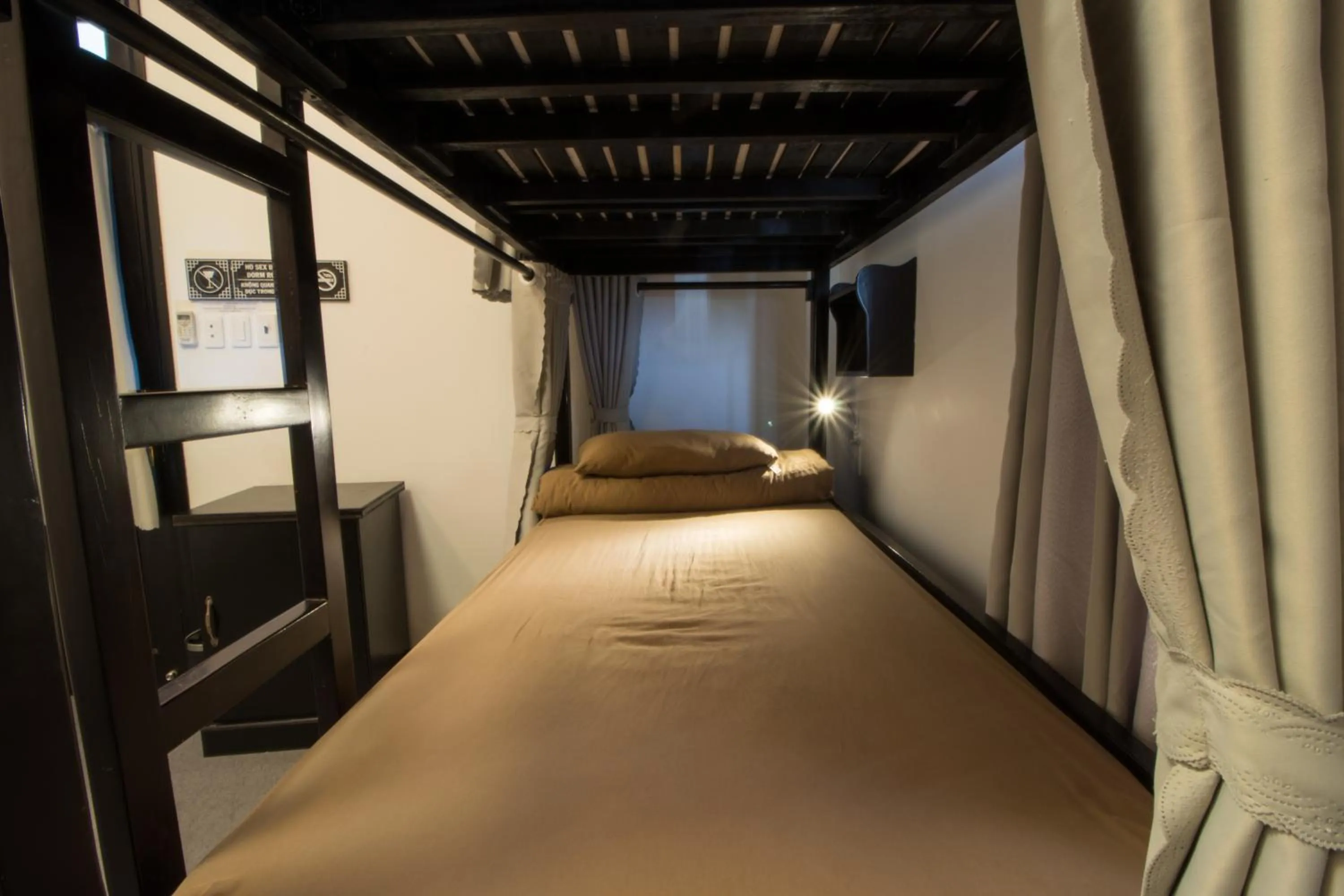 Bed in 4-Bed Dormitory Room in Phu House