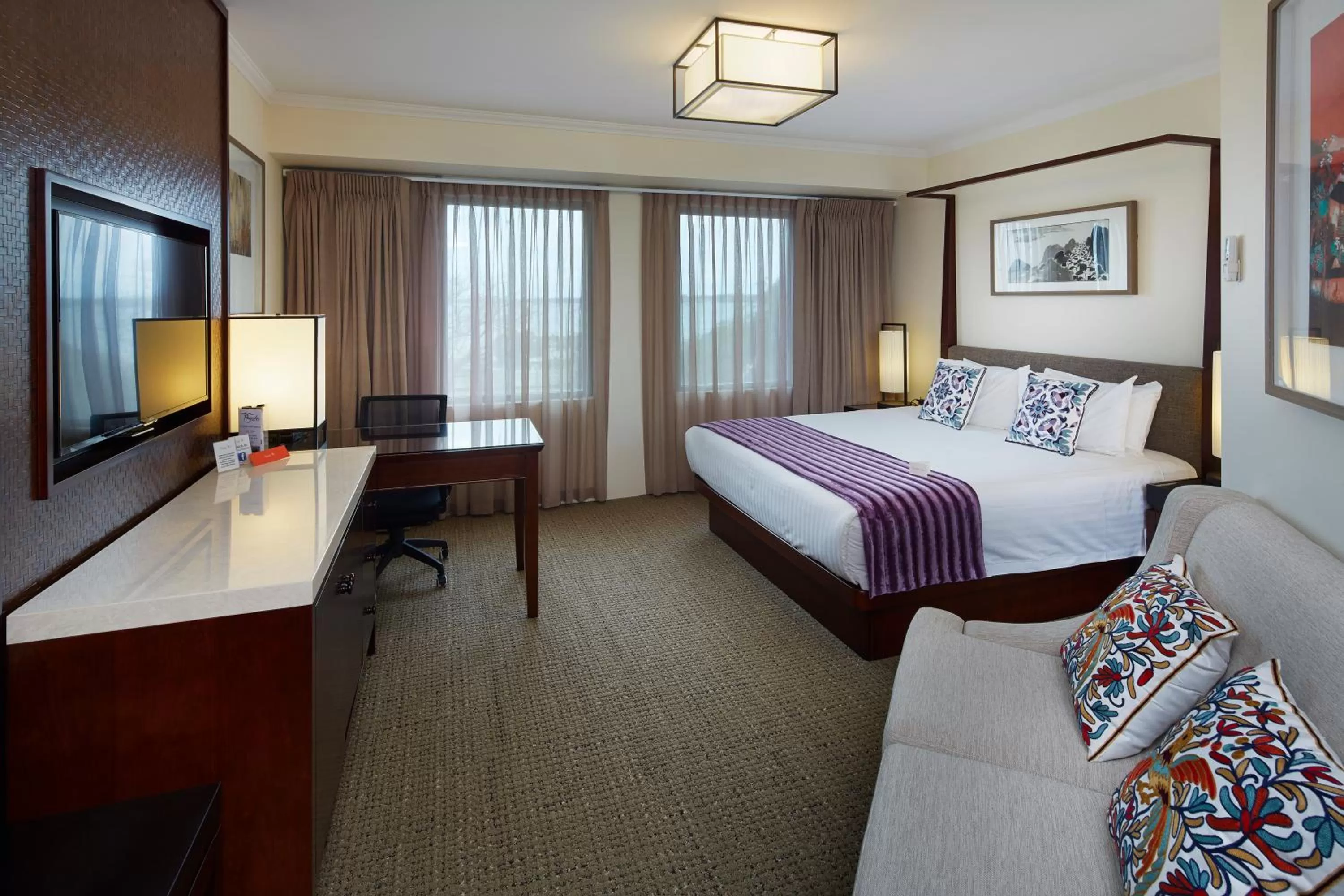 Superior King Room in Pagoda Resort & Spa