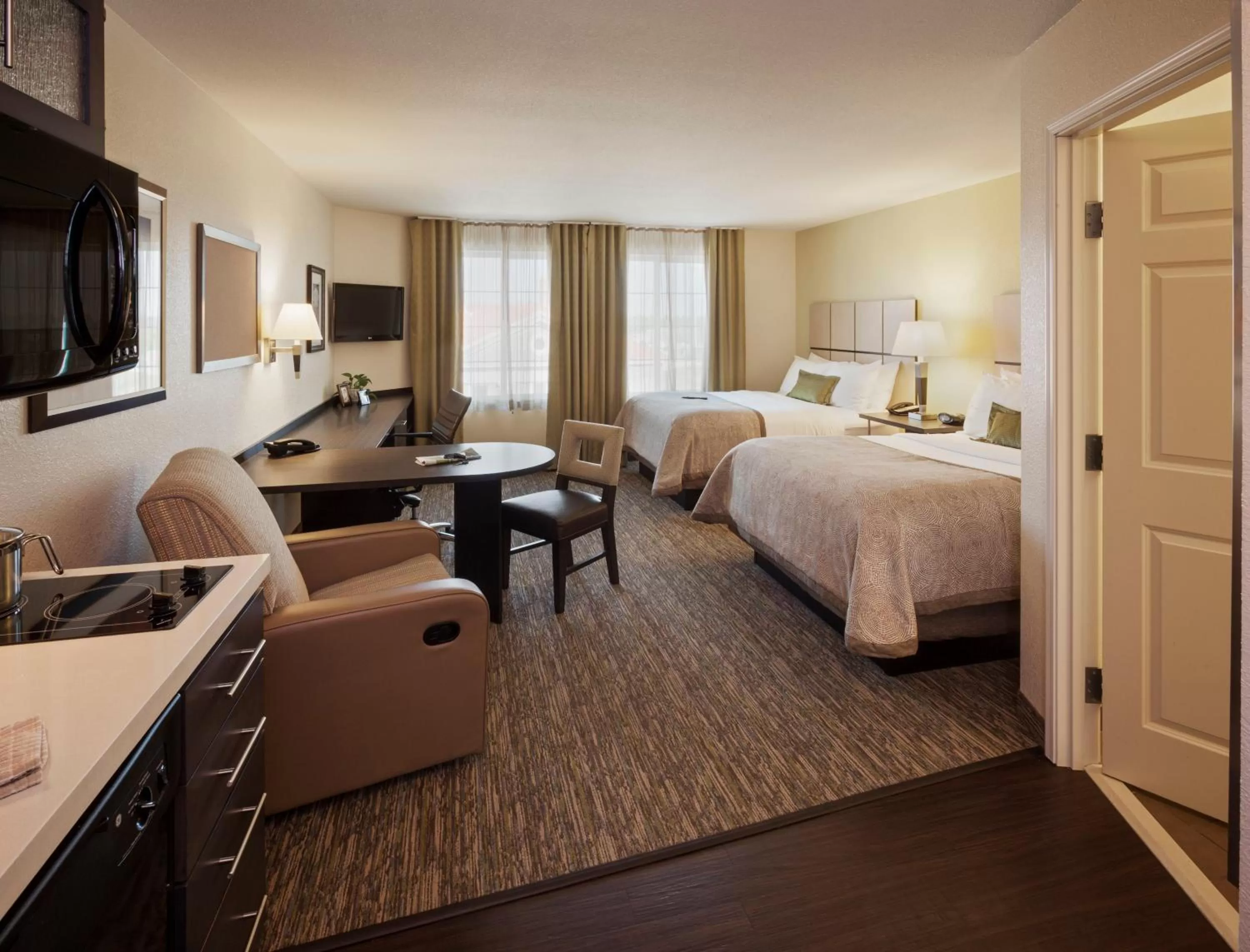 King Room - Hearing Access - Non-Smoking in Candlewood Suites Cotulla by IHG