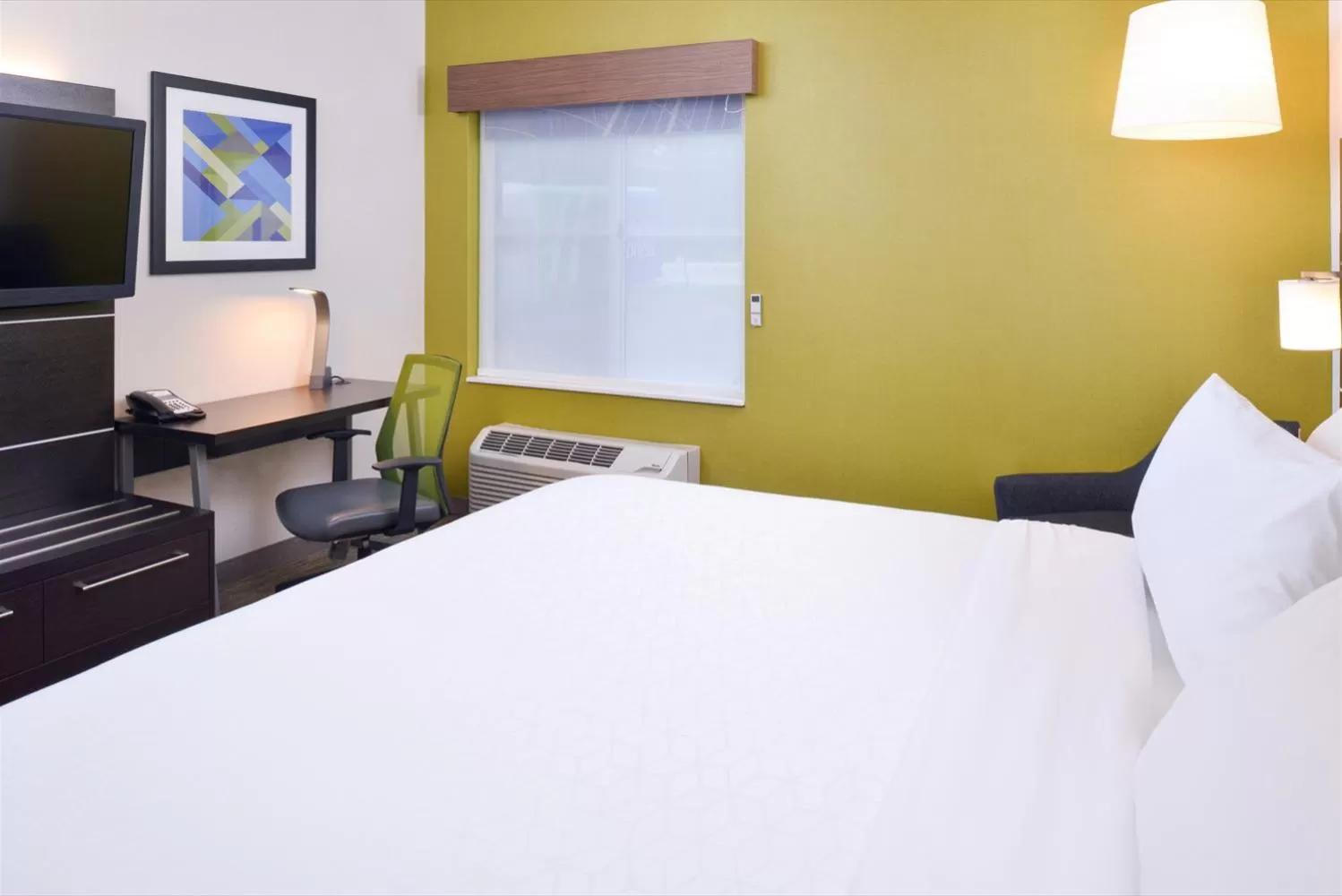 Standard Room in Holiday Inn Express Wixom by IHG