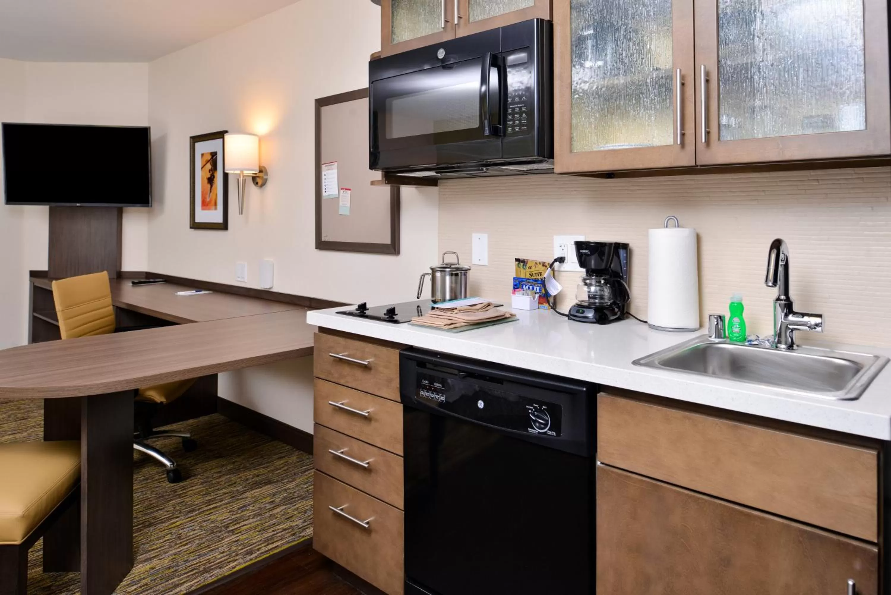 Queen Studio Suite with Two Queen Beds - Non-Smoking in Candlewood Suites - Lodi by IHG