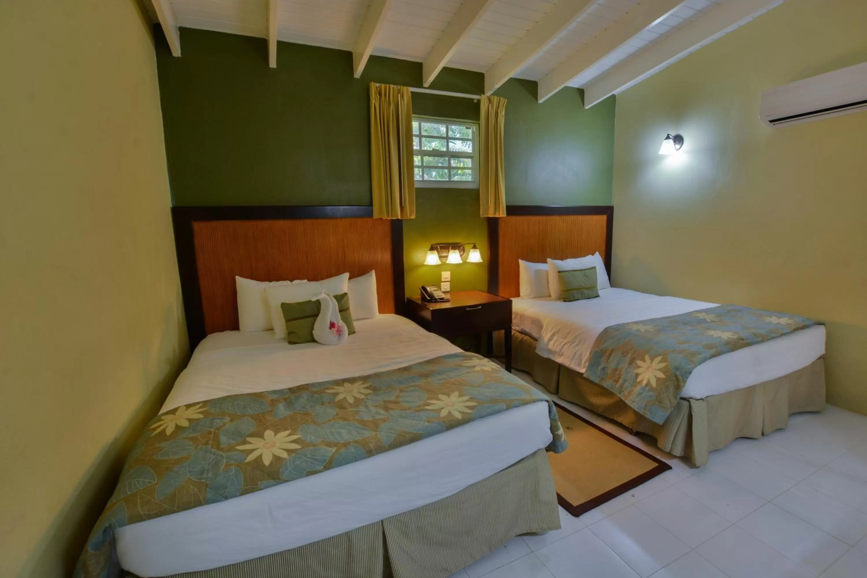 Deluxe Double Room in Blue Horizons Garden Resort
