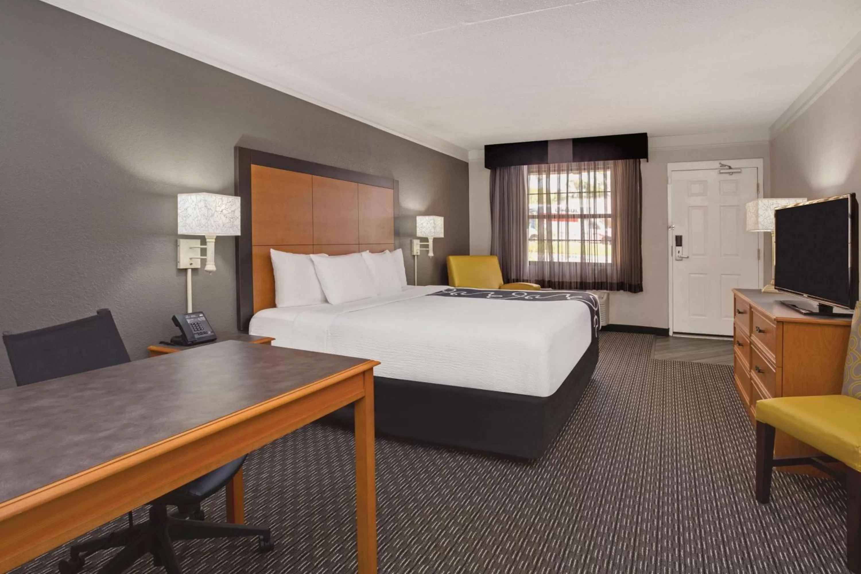 King Room - Non-Smoking in Days Inn by Wyndham Gainesville Florida
