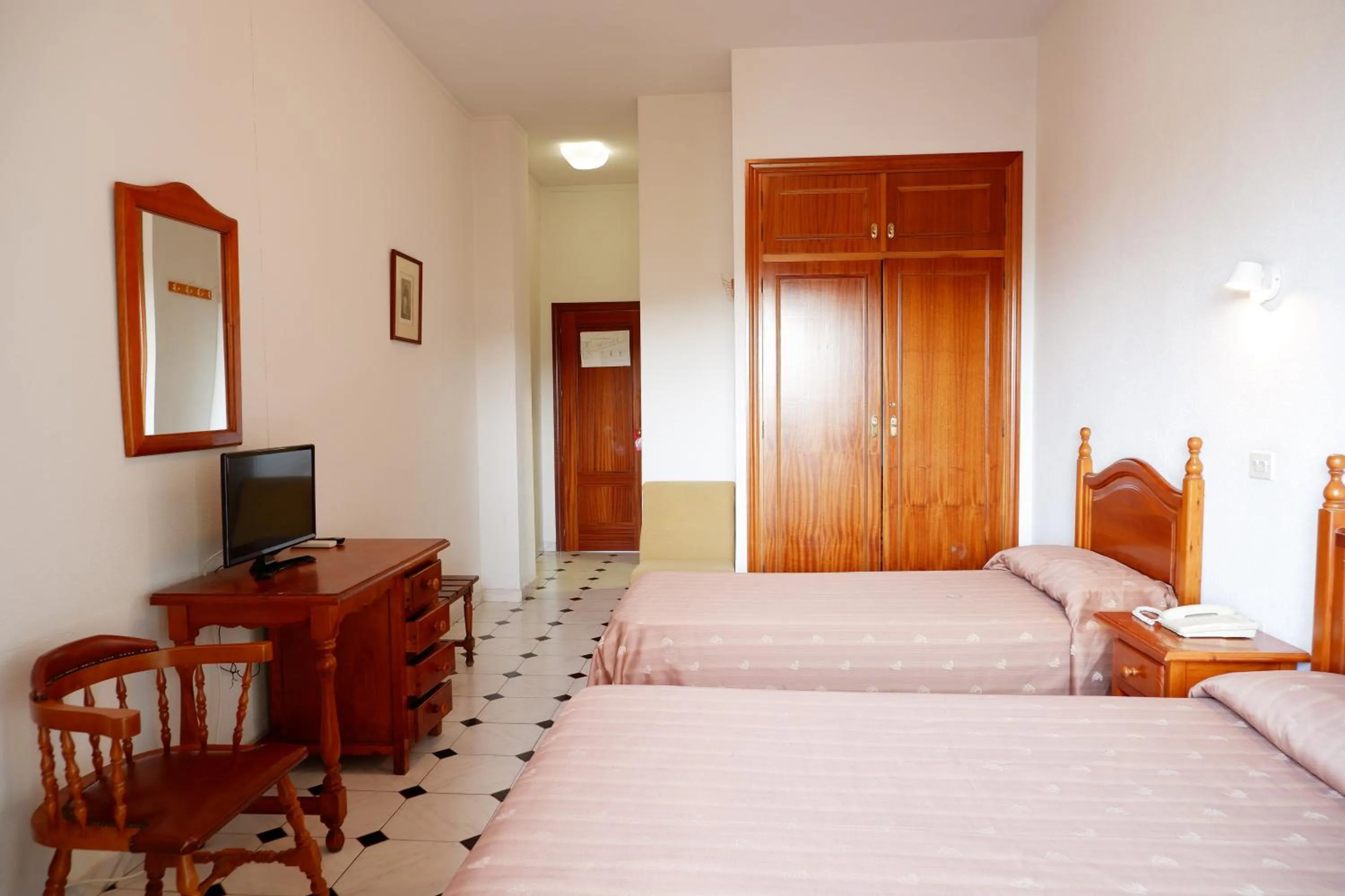 Triple Room in Hotel Andalucia