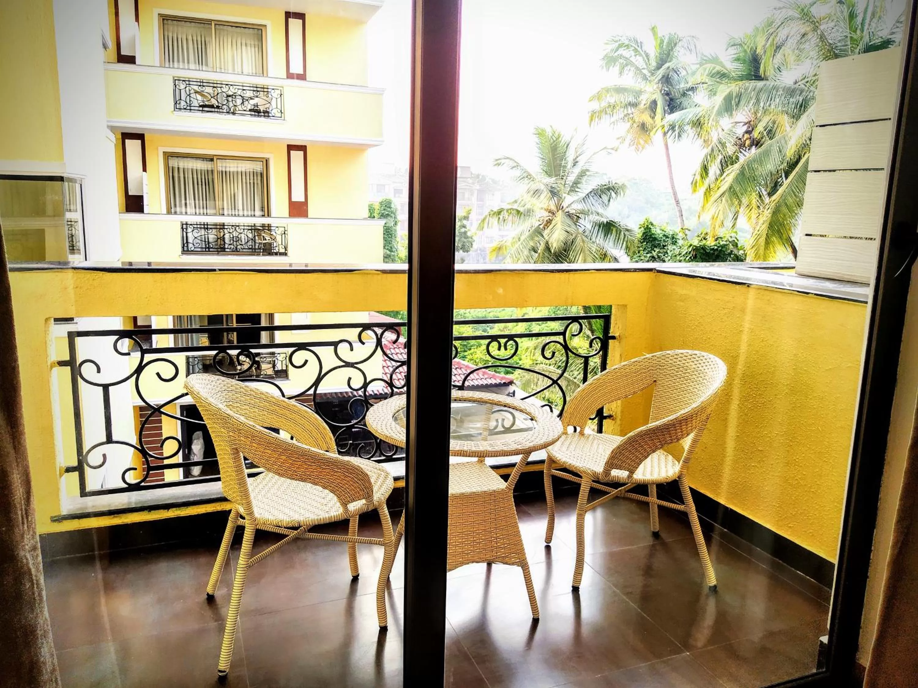 Deluxe Pool View Room - single occupancy in BELLS BEACH RESORT , A Unit of Resort De Balneaire