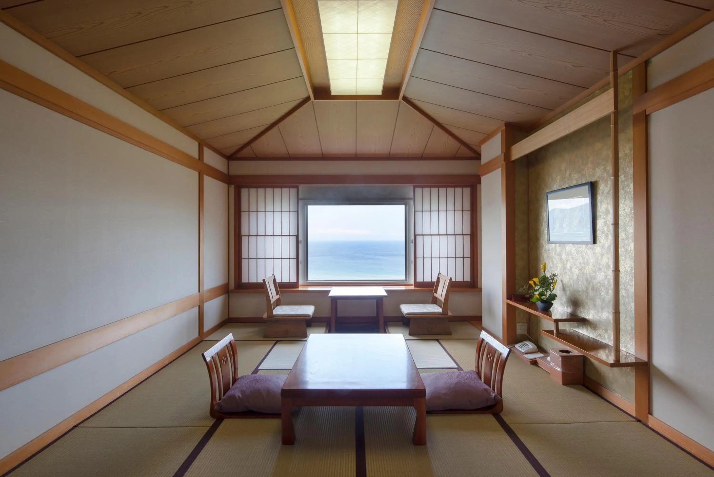 Japanese-Style Triple Room - Non-Smoking in Hotel Izukyu