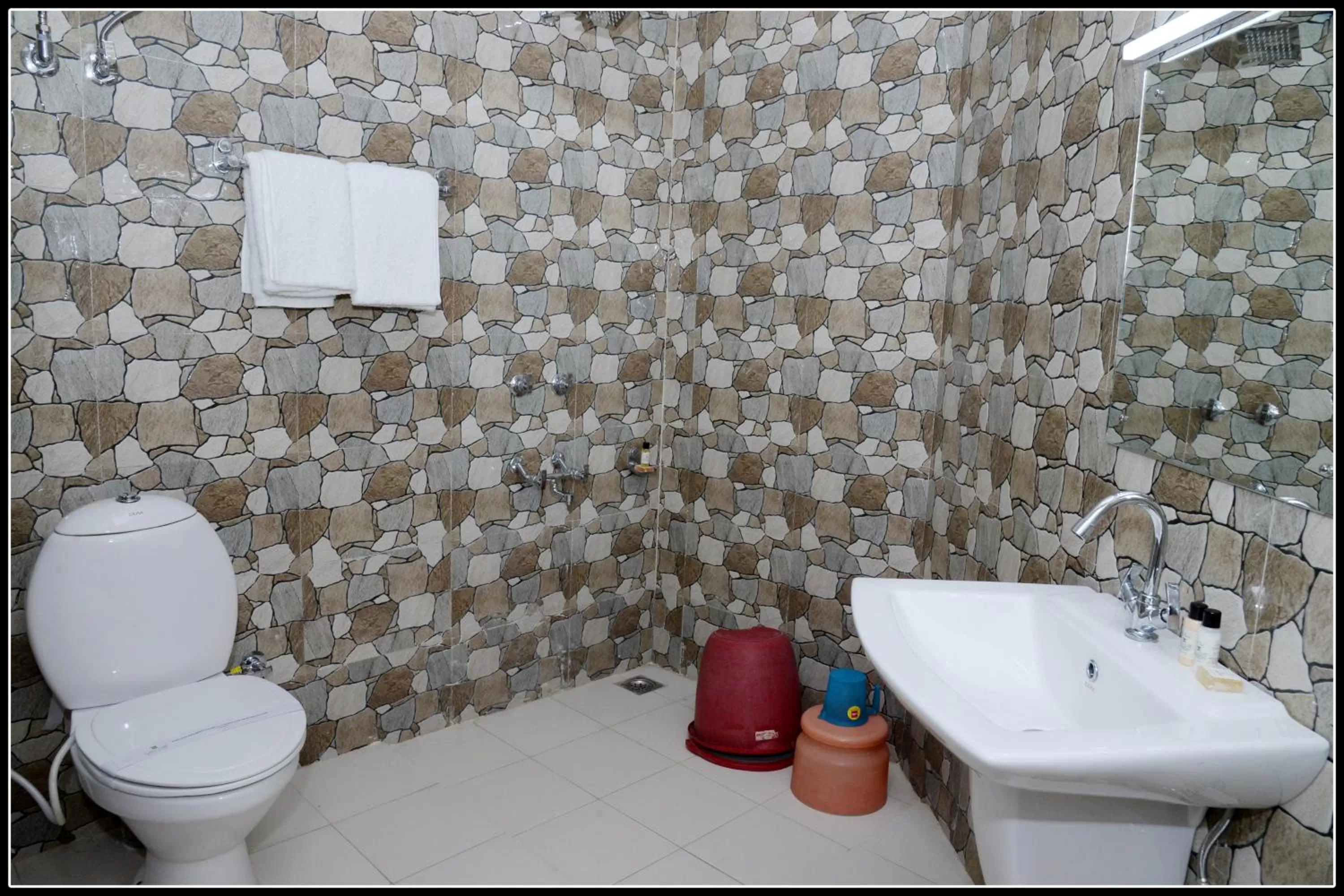 Deluxe Double Room in Hotel Valley View