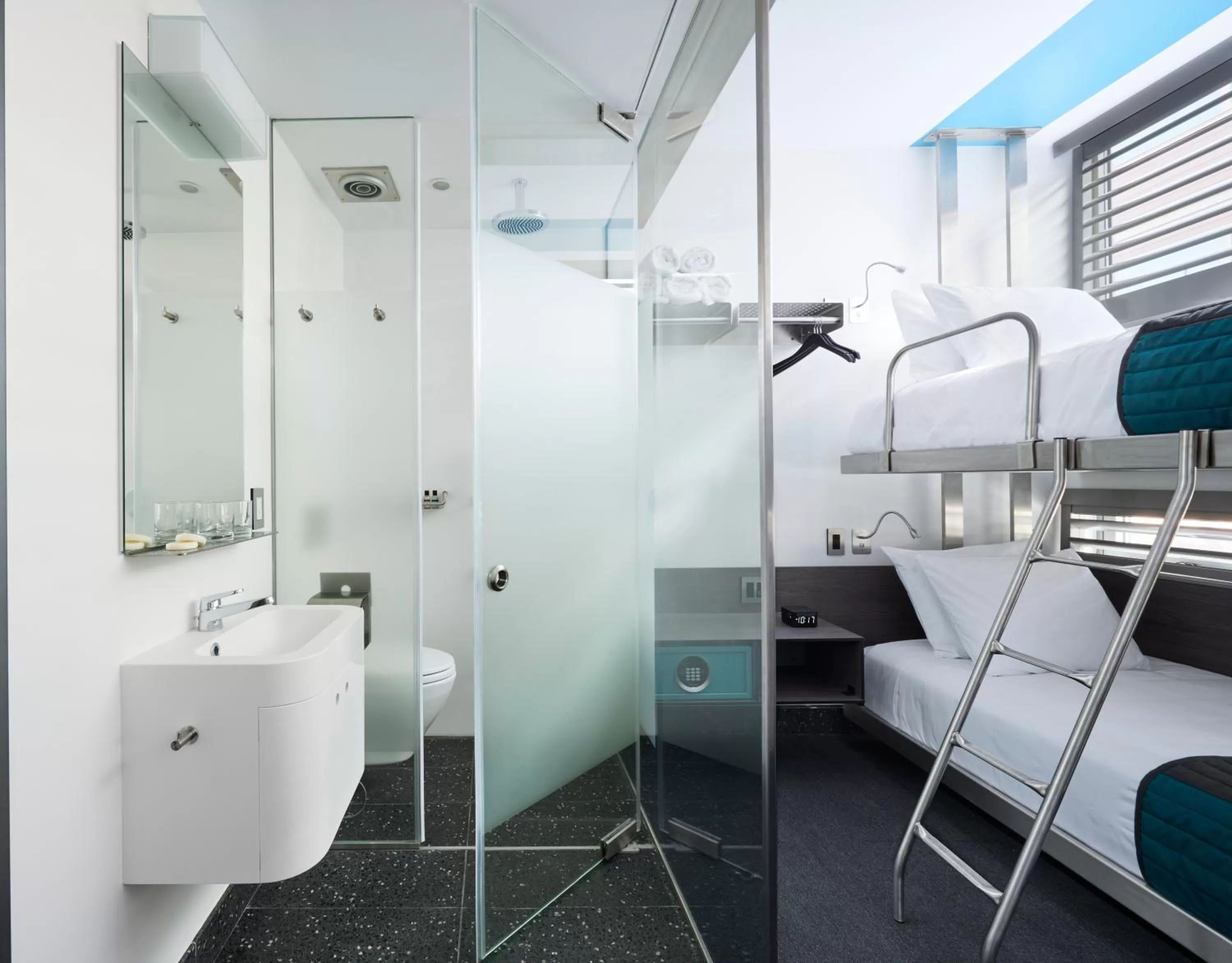 Bunk Pod in Pod Brooklyn